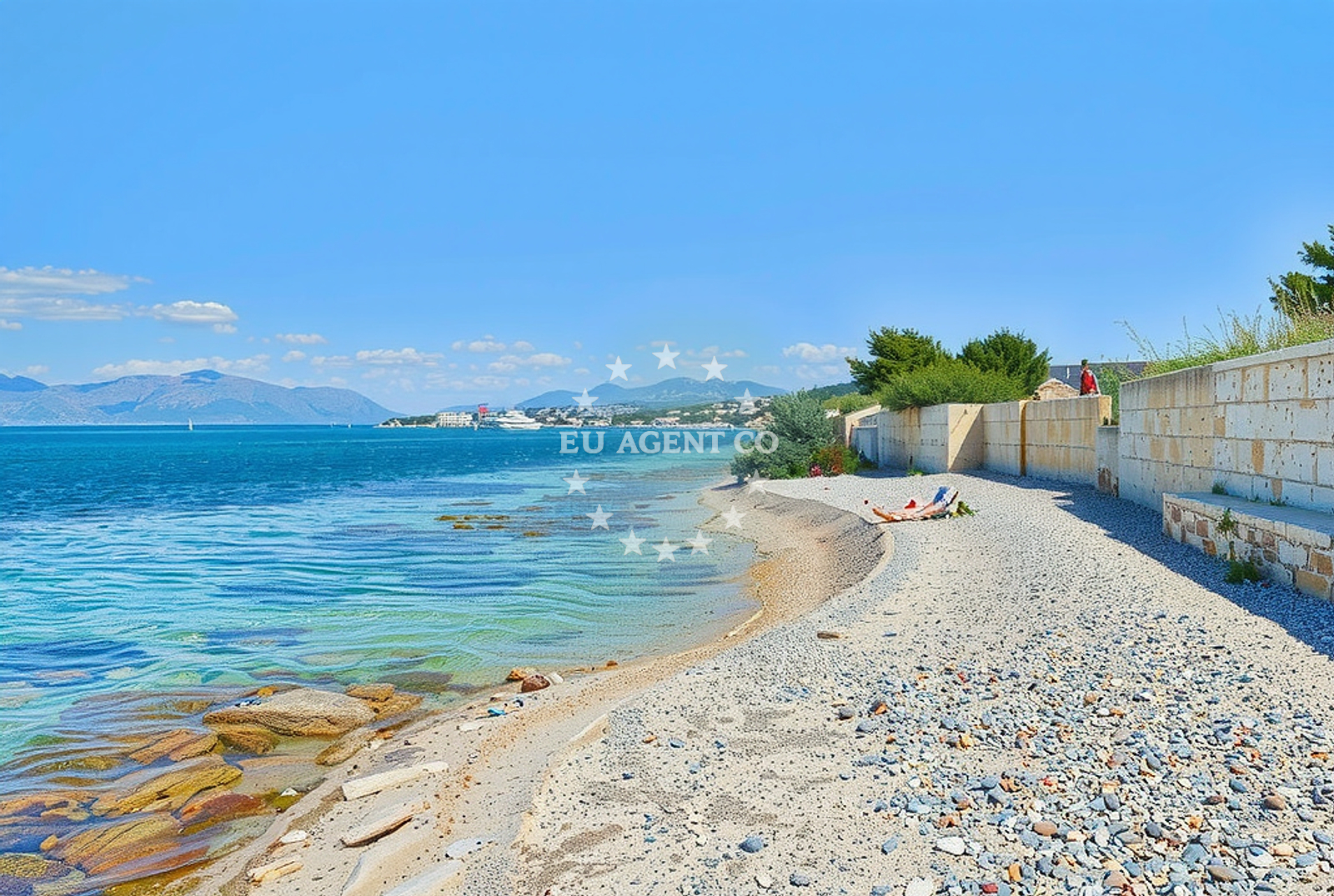 Shoreline and swimming area at Sutivan istok, Sutivan (Brač) Beach in Sutivan istok