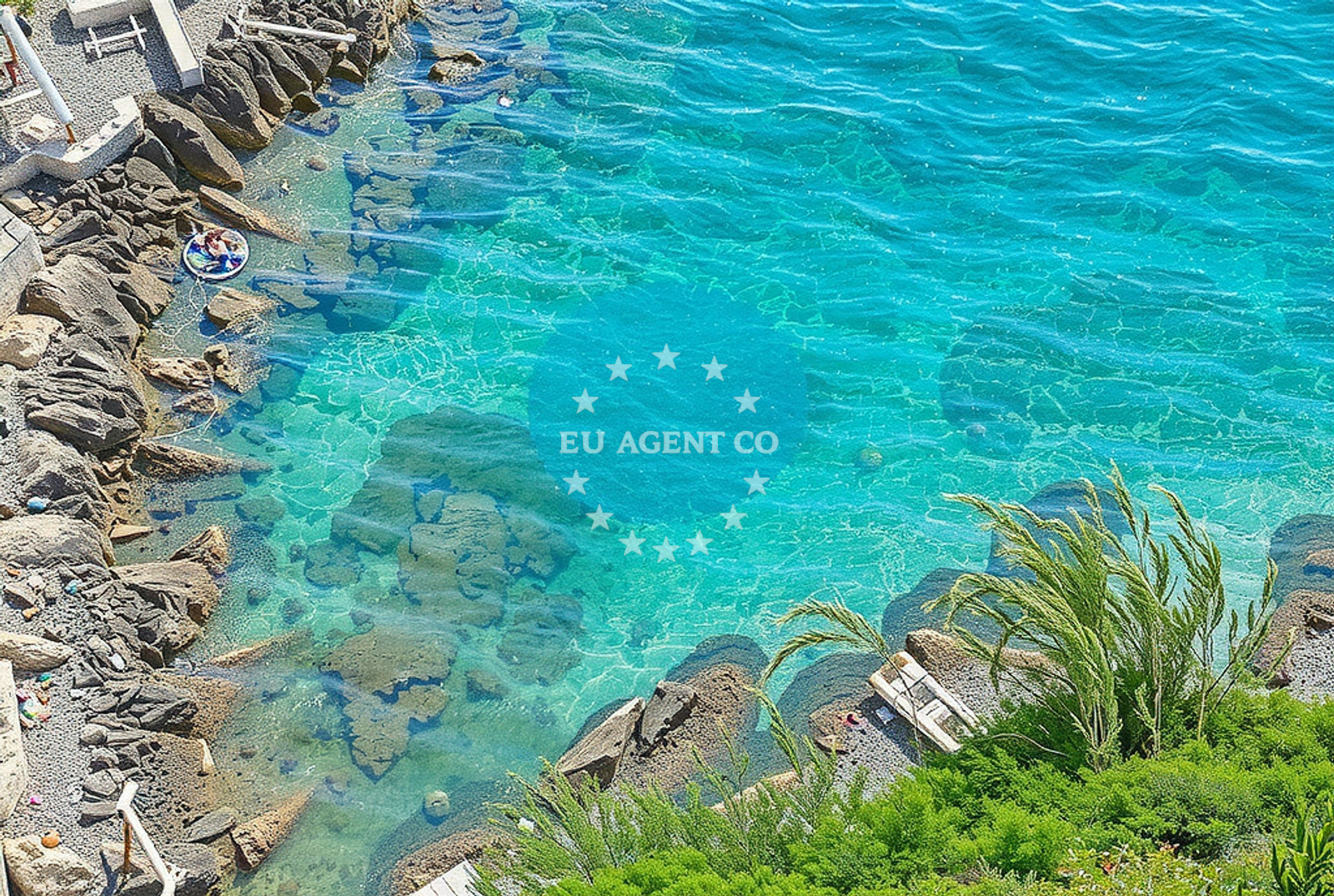 Beach facilities and surroundings at Suzanski, Susak (Susak) Beach in Suzanski