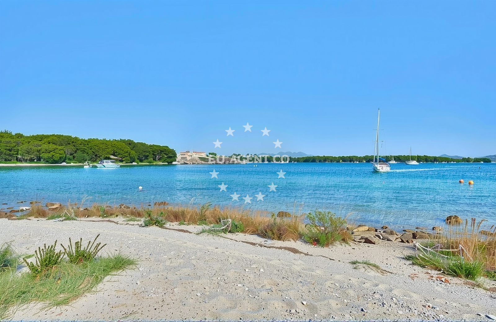 Additional view of Sv. Nikola beach in Žrtava Fašističkog Terora 11, Šibenik