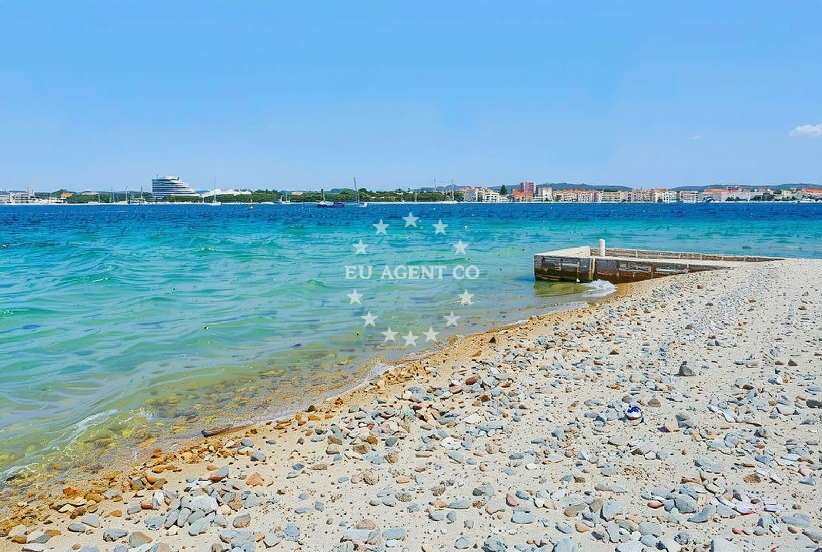 Beach facilities and surroundings at Sveta Luce, Prvić Šepurine (Prvić) Beach in Sveta Luce