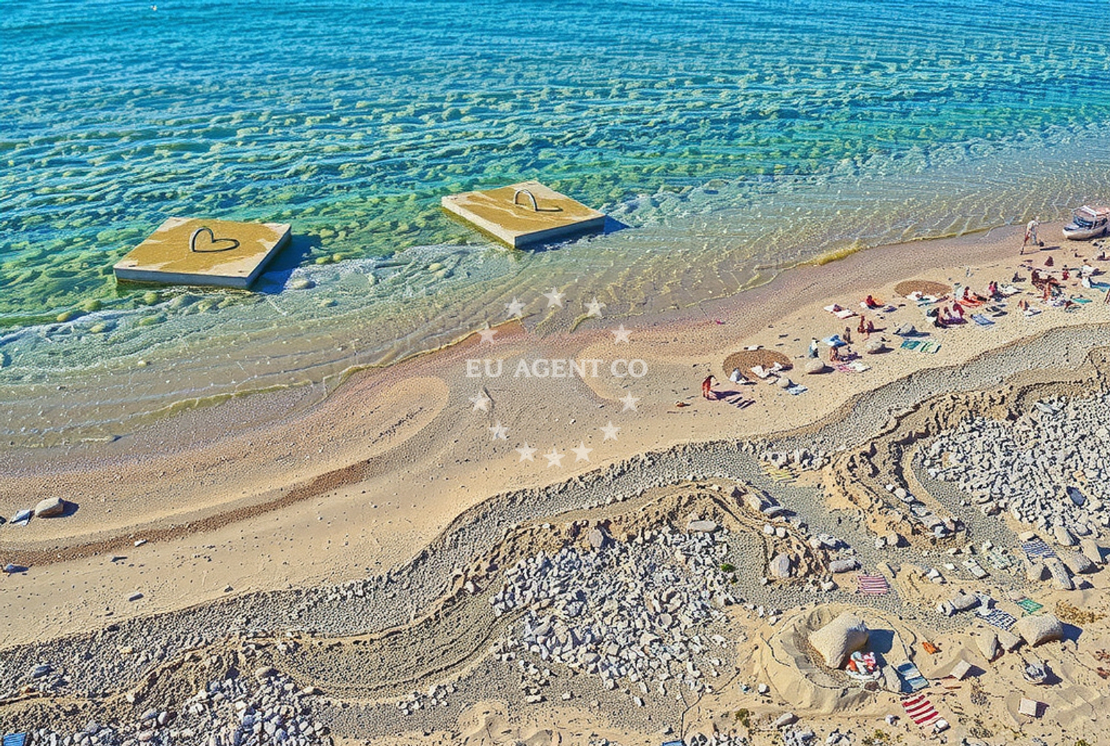 Overview of Sveti Ilija jug, Sibinj Krmpotski Beach in Sveti Ilija jug