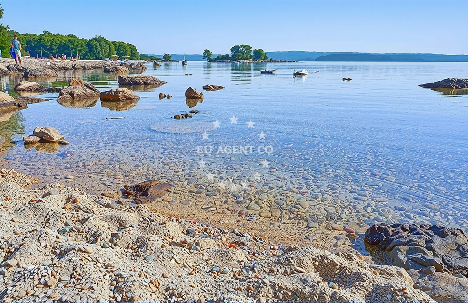 Overview of Sveti Jakov jug, Sveti Jakov (Lošinj) Beach in Sveti Jakov jug