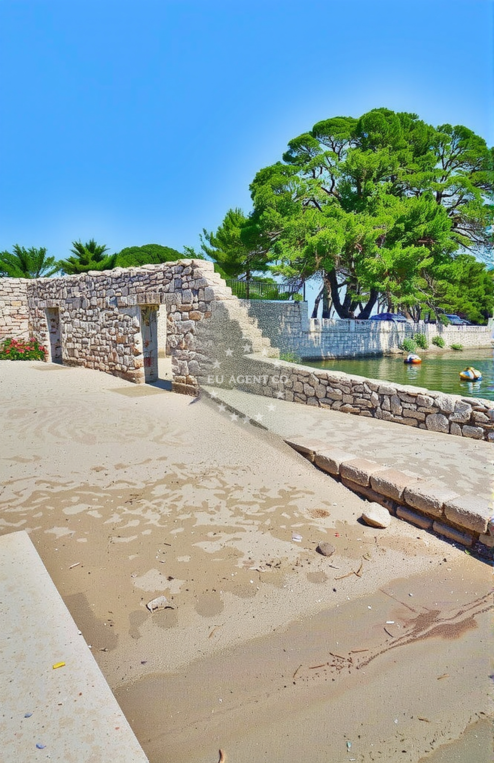 Additional view of Sveti Jeronim jug, Ugljan (Ugljan) Beach in Sveti Jeronim jug
