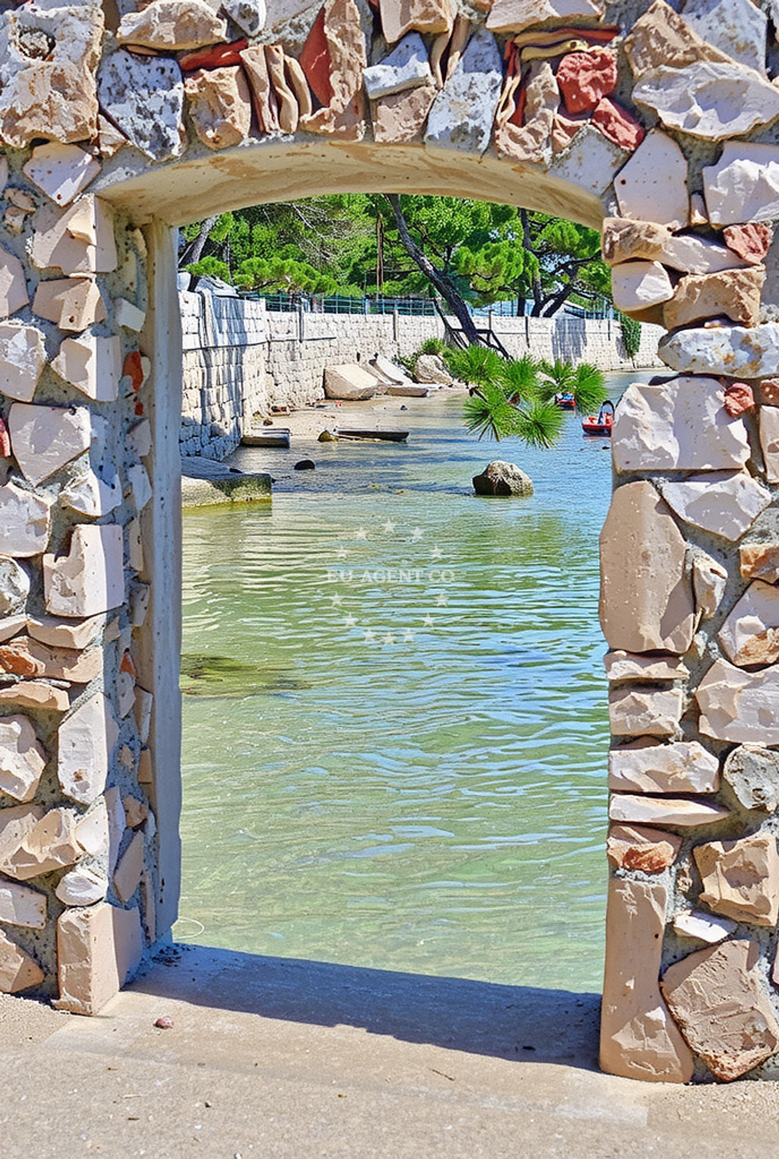 Additional view of Sveti Jeronim jug, Ugljan (Ugljan) Beach in Sveti Jeronim jug