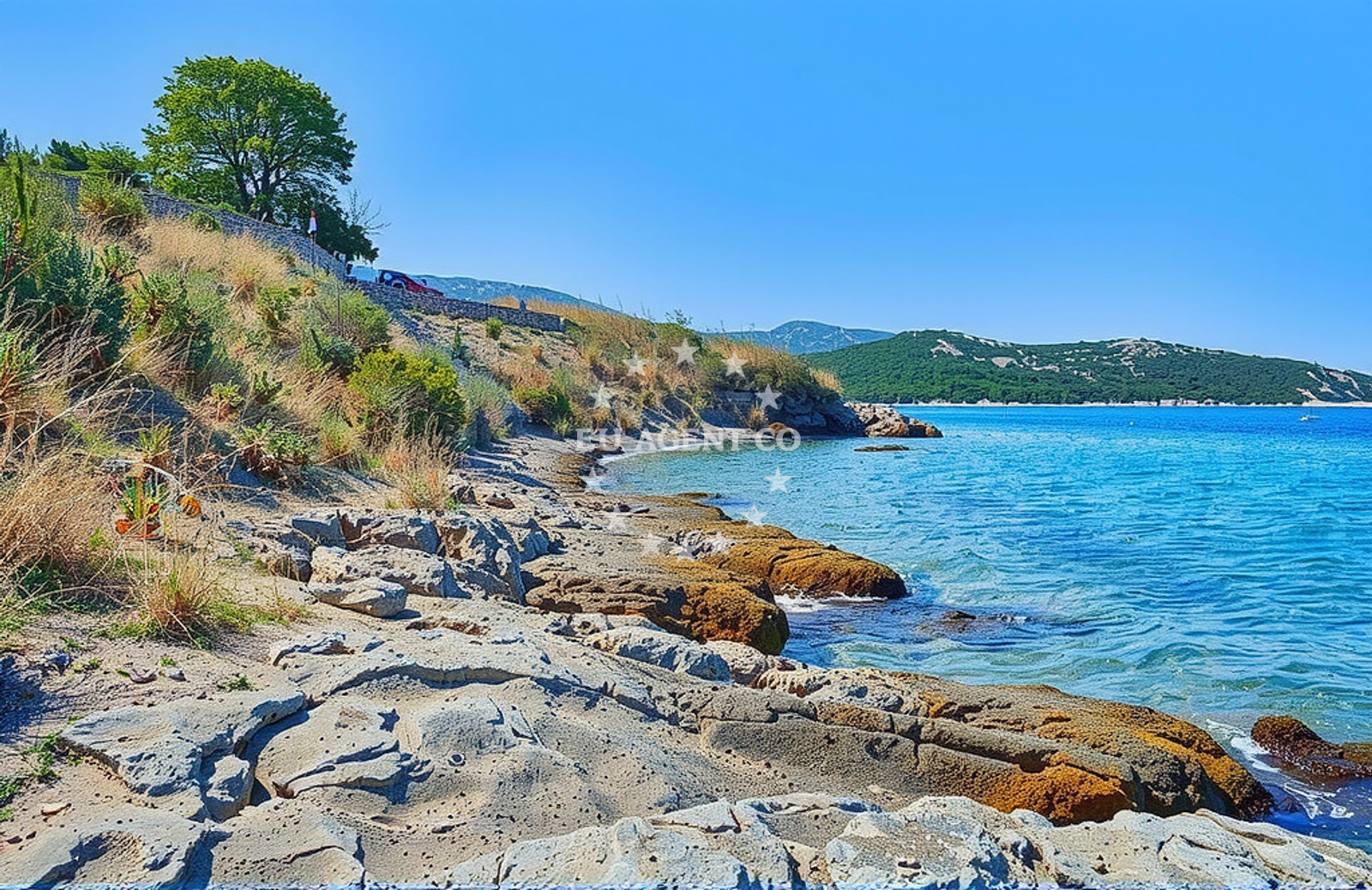 Shoreline and swimming area at Sveti Petar, Osor (Cres) Beach.net in Sveti Petar