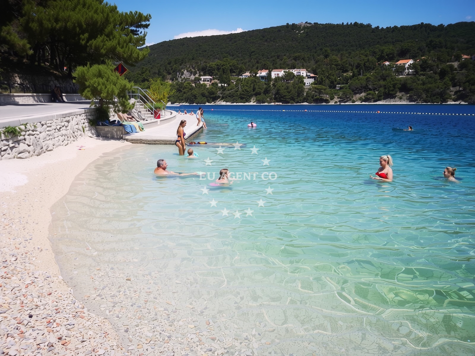 Overview of Sveti Rok Beach in Ul. Andrije Alešija 8, Pučišća
