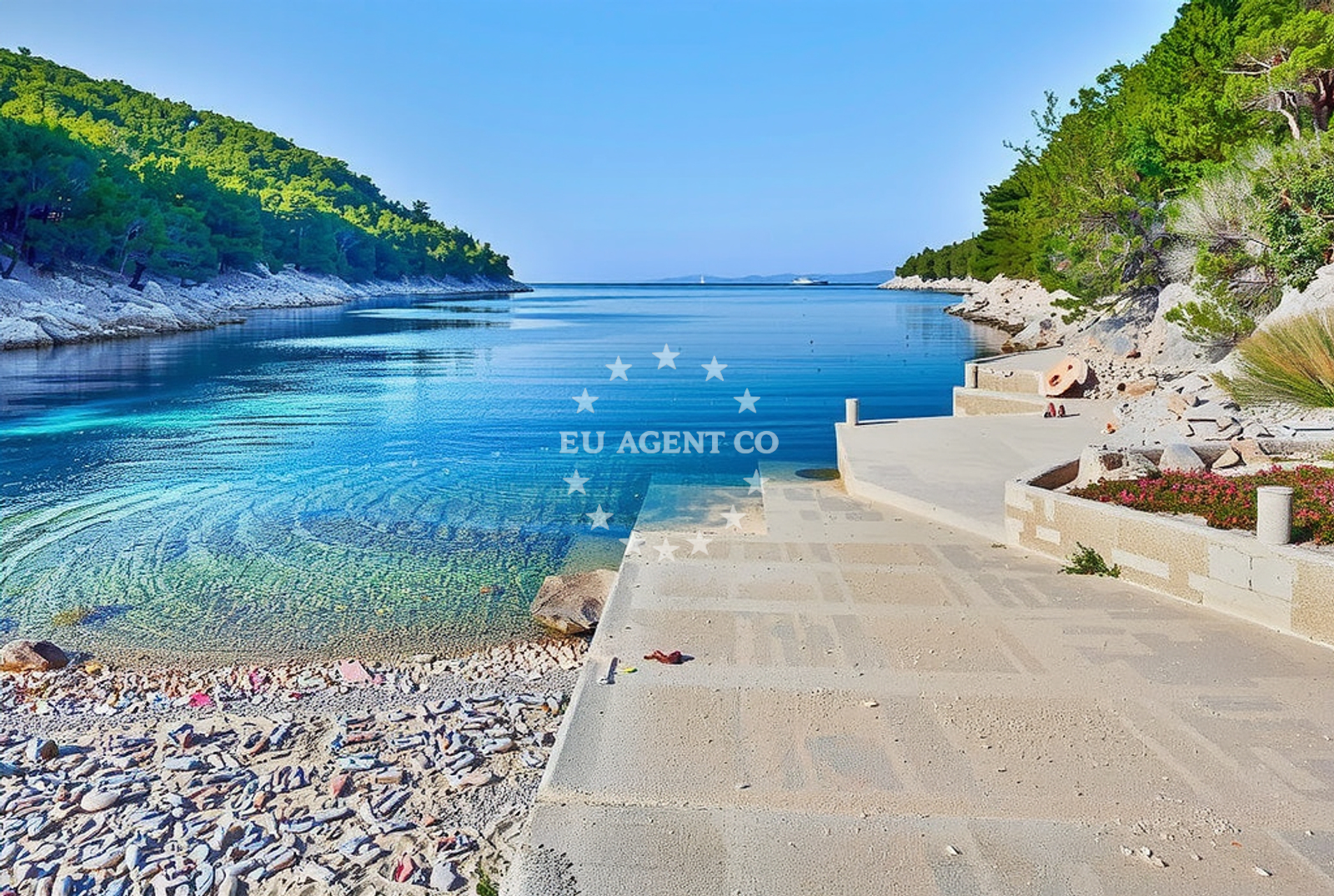 Additional view of Sviracina beach in Ulica Uvala Zastupac 8, Hvar