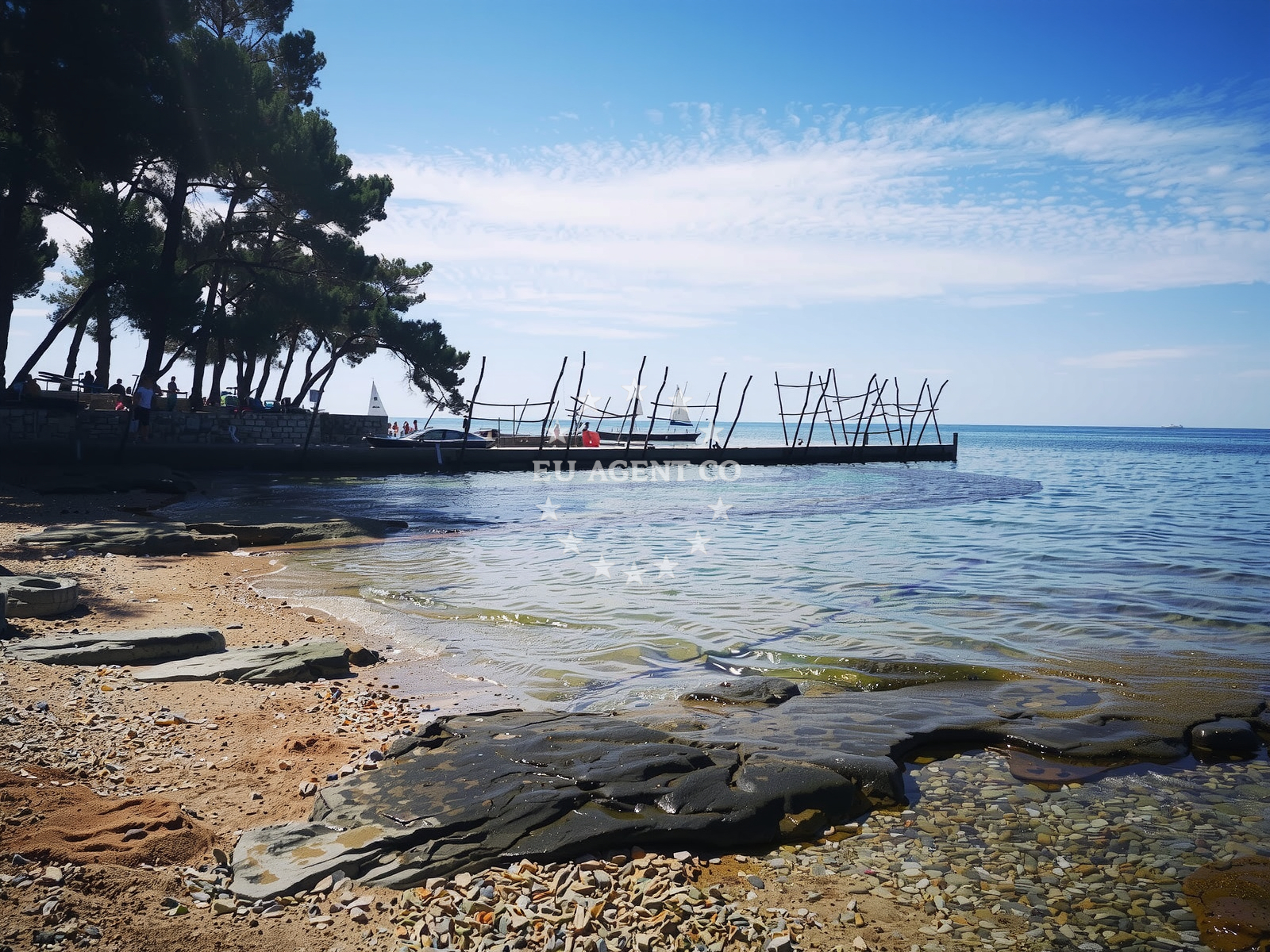 Shoreline and swimming area at Svjetionik beach in Pineta 1, Savudrija