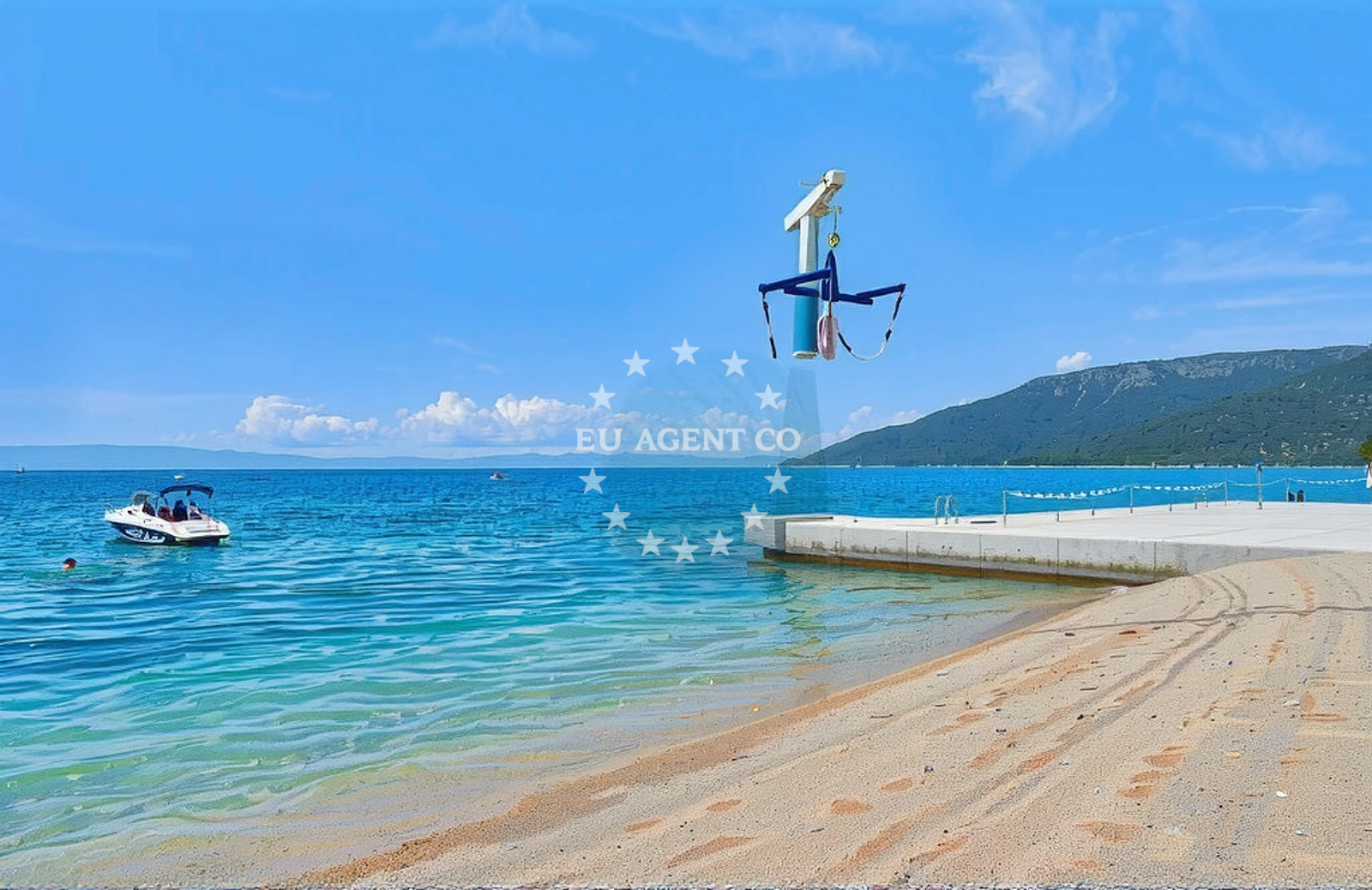 Beach facilities and surroundings at Svjetionik, Cres (Cres) in Svjetionik