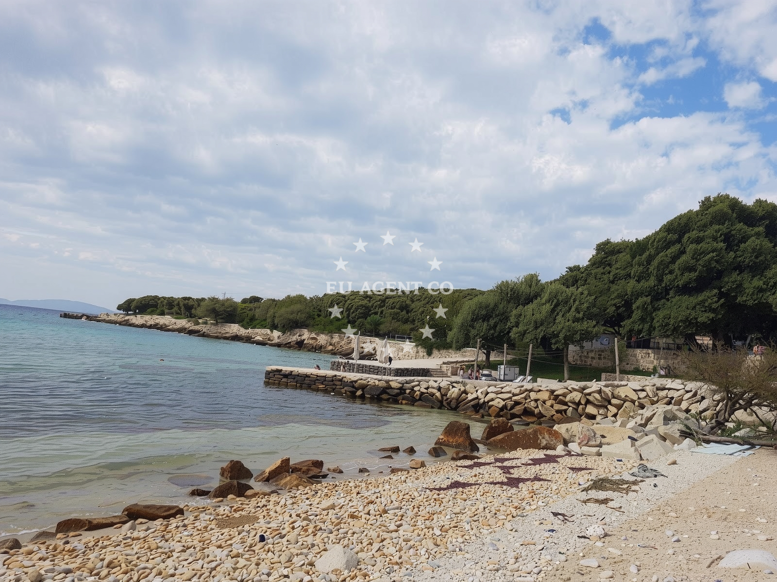 Additional view of Tajana beach in 344 Jakišnica, Lun