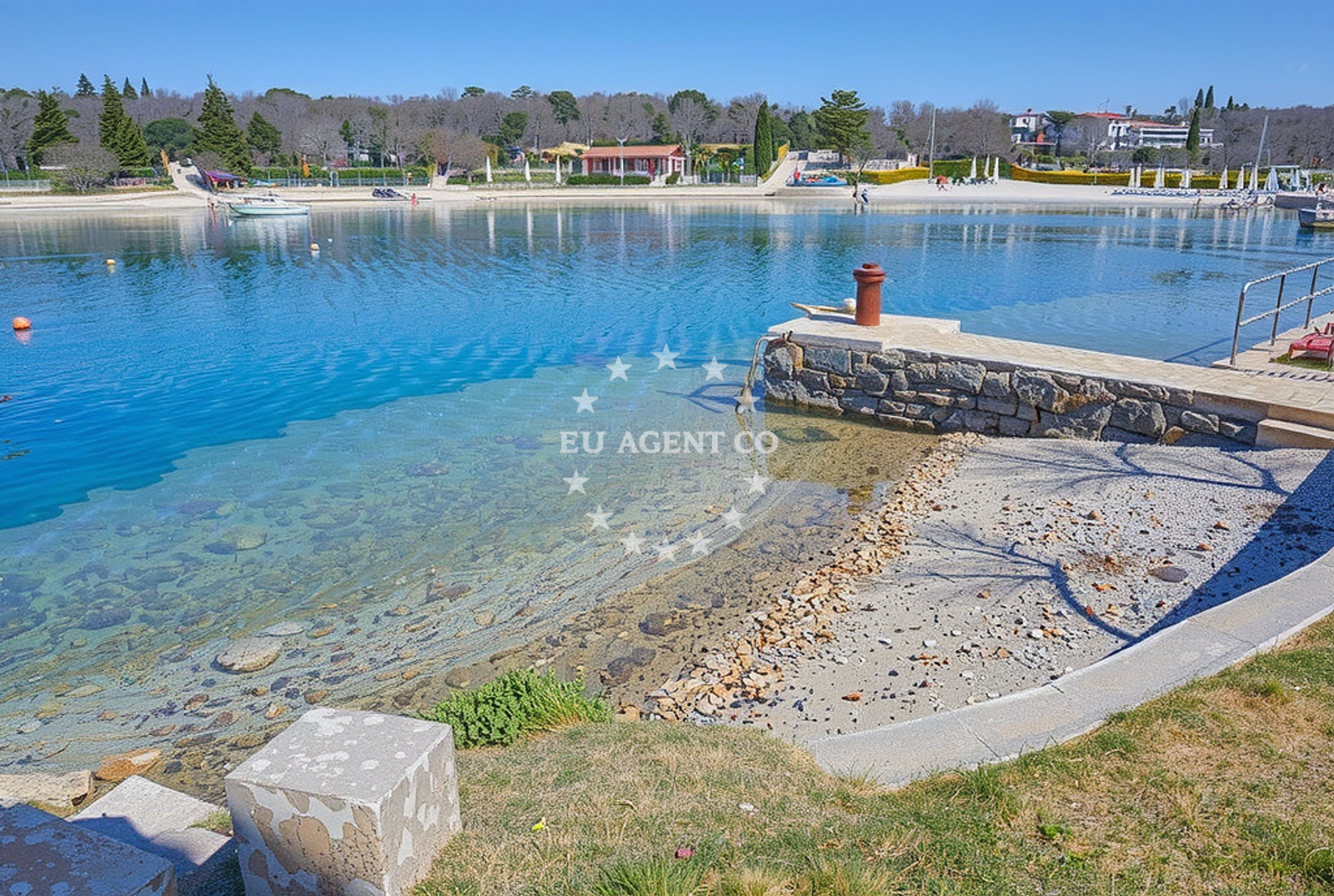 Additional view of Tar beach in Lanterna 15, Poreč