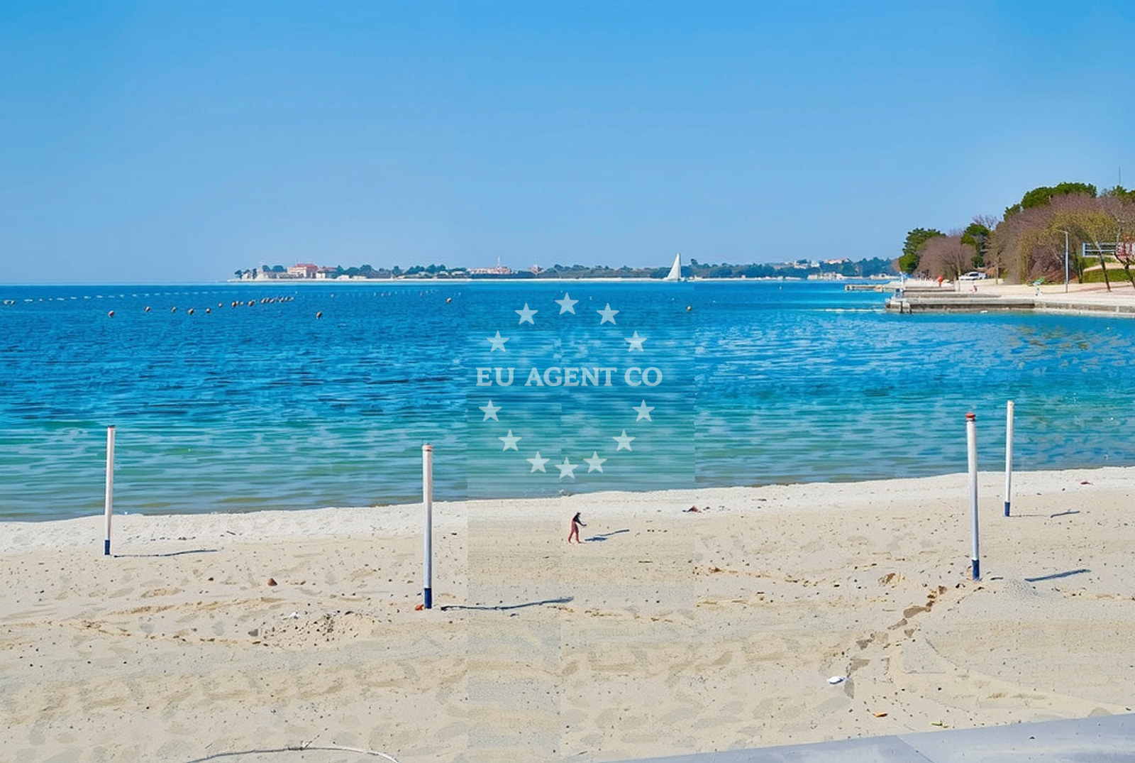 Shoreline and swimming area at Tar: beaches and coves (8) in Tar
