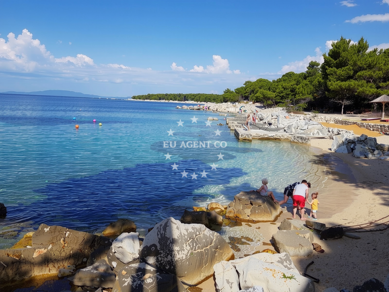 Additional view of Tara beach in 475 Palit 2 kat, Rab