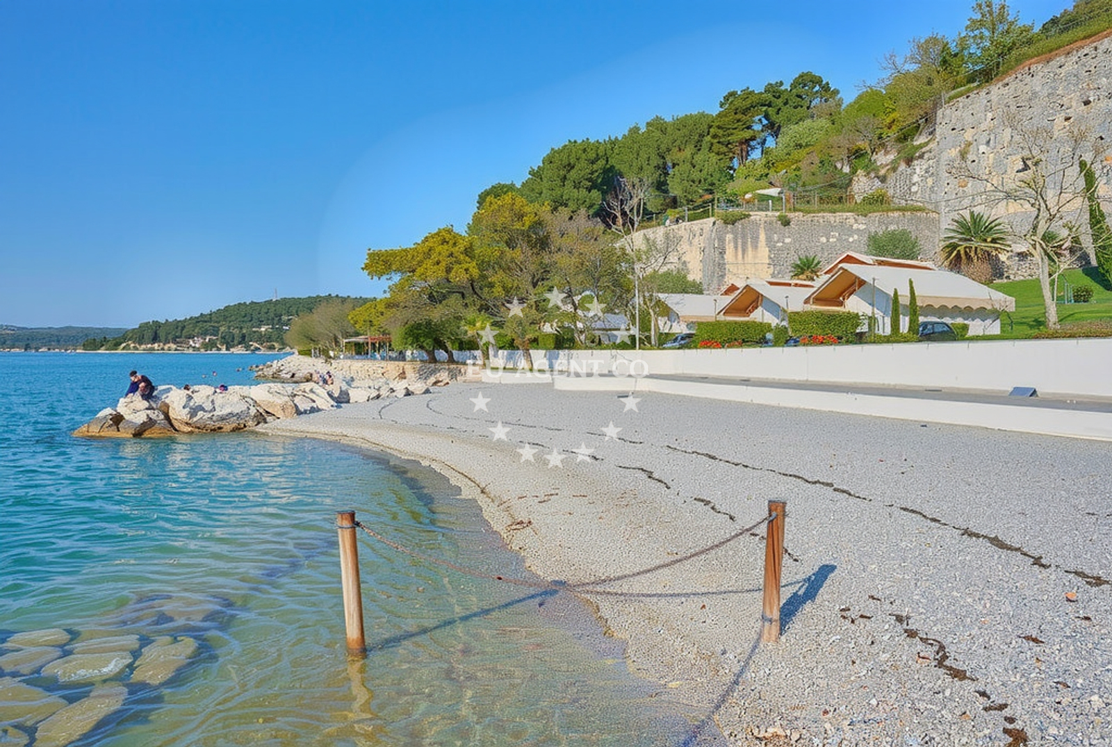 Additional view of Tarska vala beach in Lanterna 1, Poreč