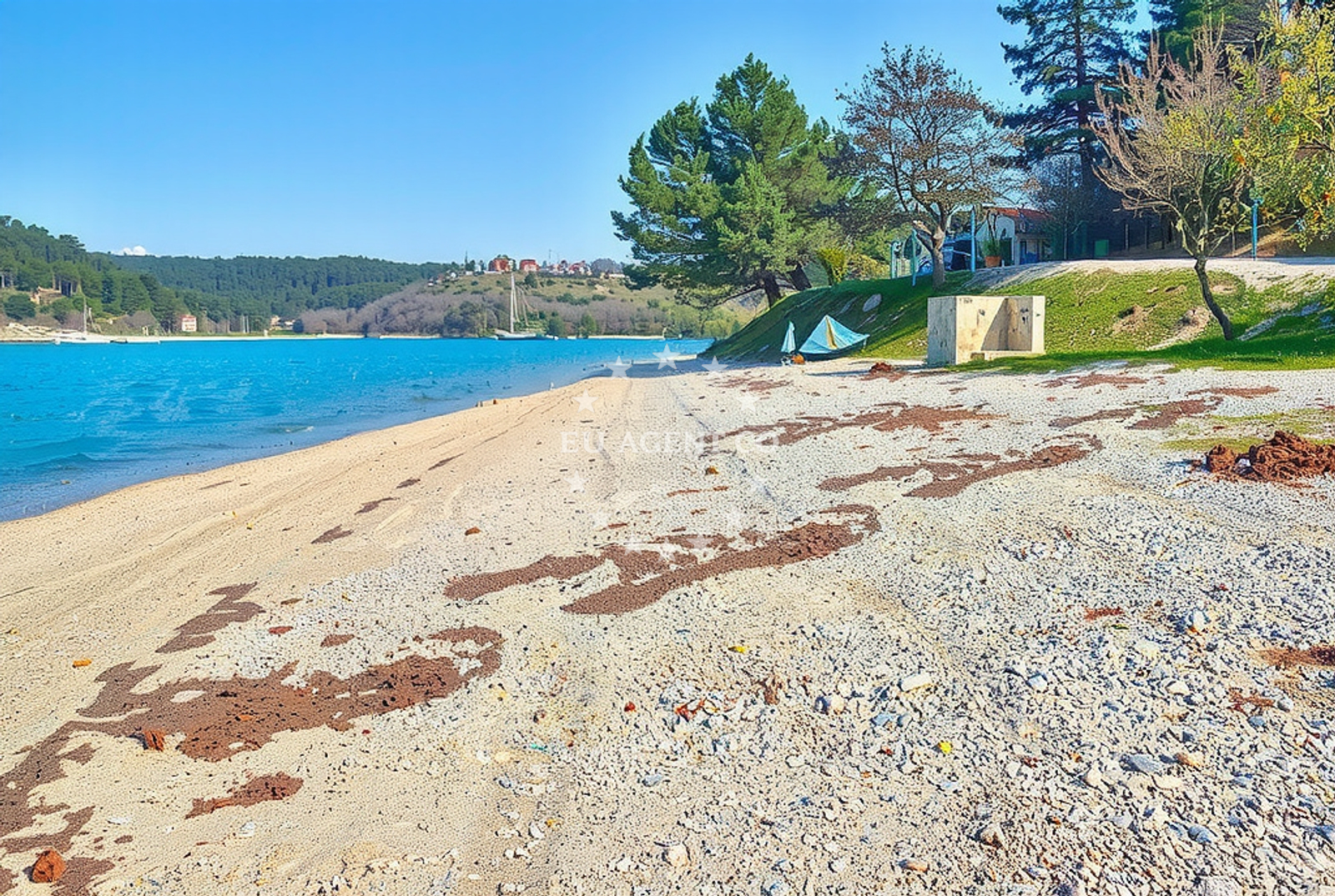 Additional view of Tarska vala (dog beach), Tar in Tarska vala (plaža za pse)