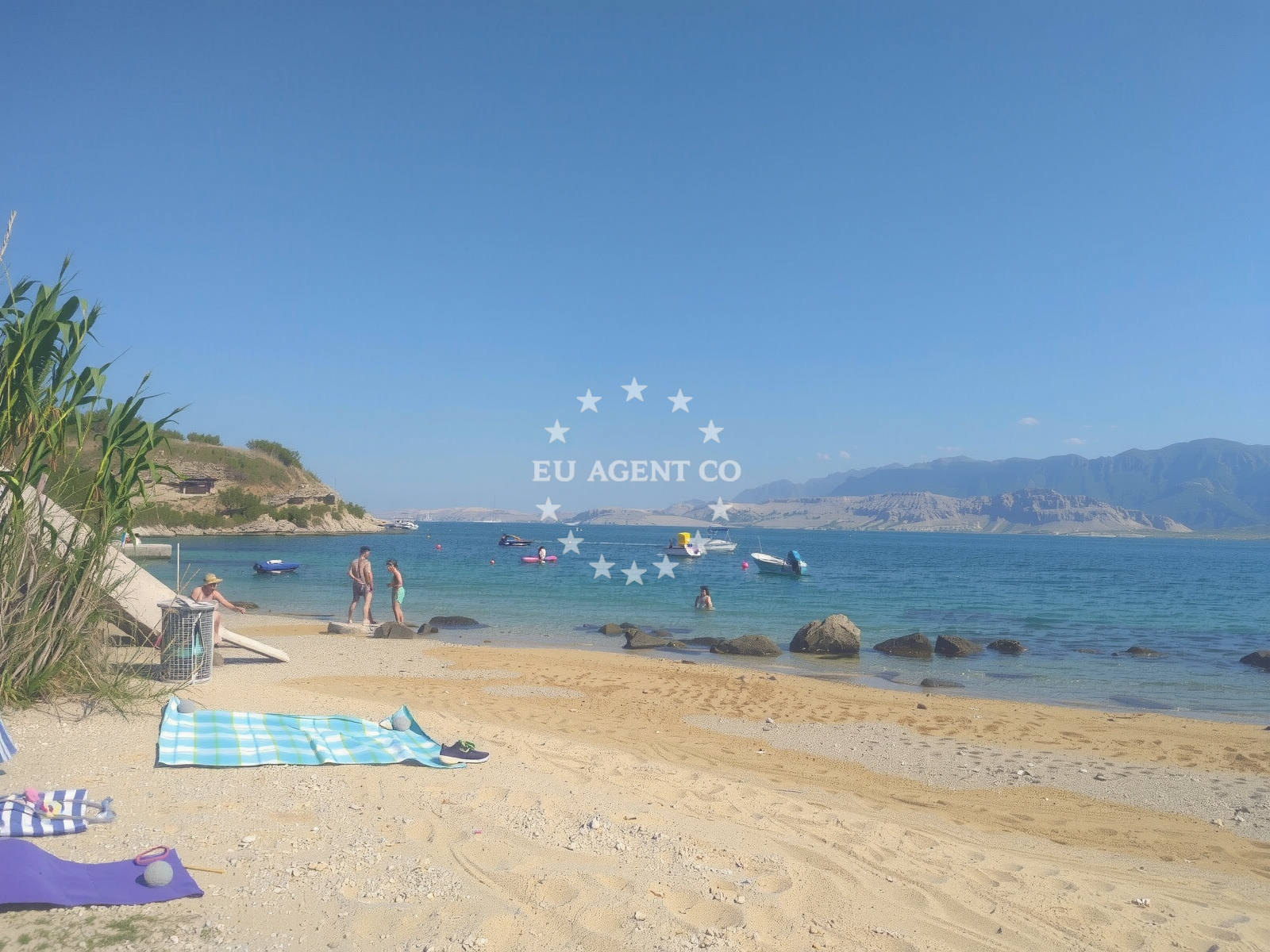 Sea and coastal view of Tartanovo beach in 1 Ulica Ante Šugara, Pag