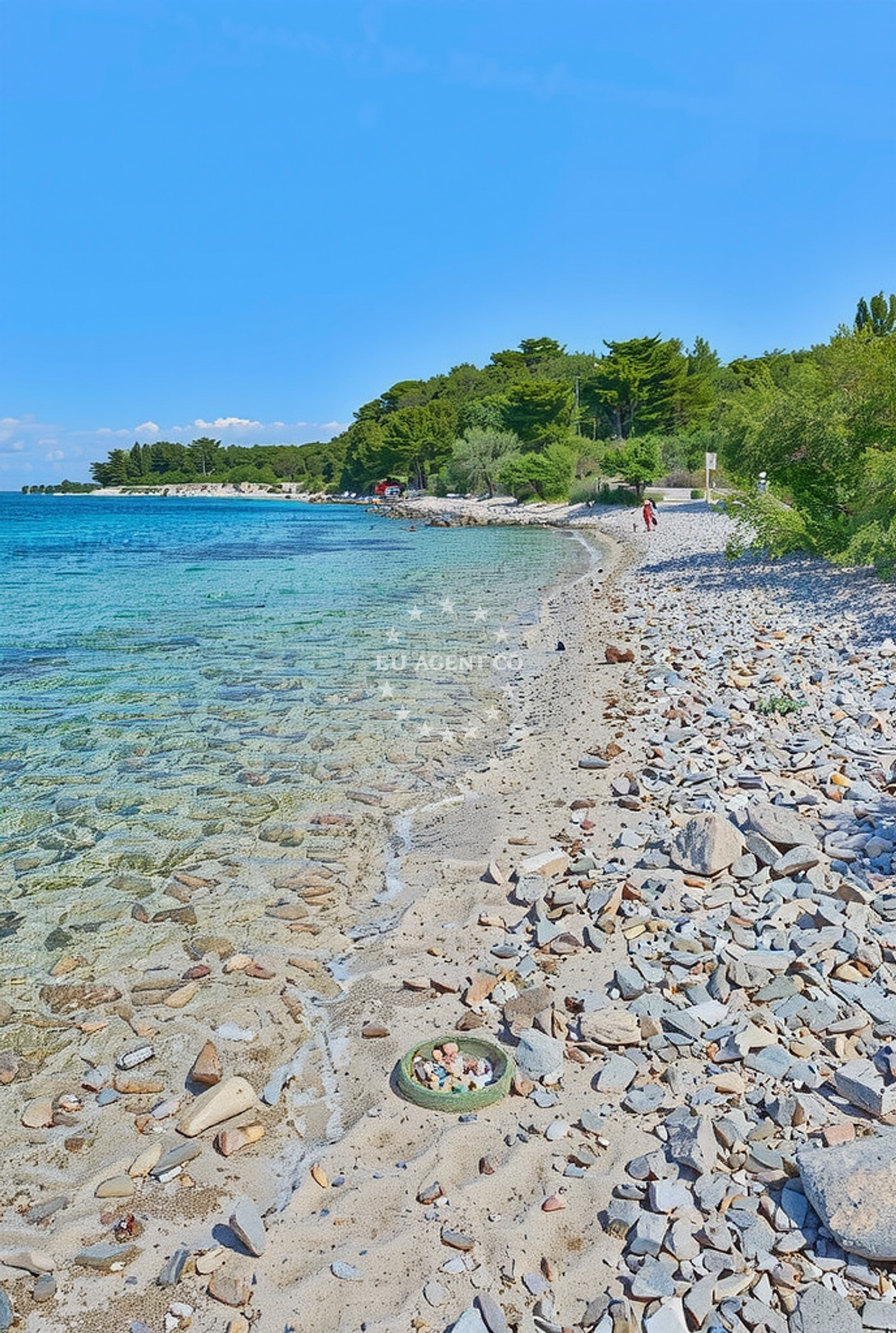 Additional view of Tatinja beach in Ulica Ratac, Sutivan