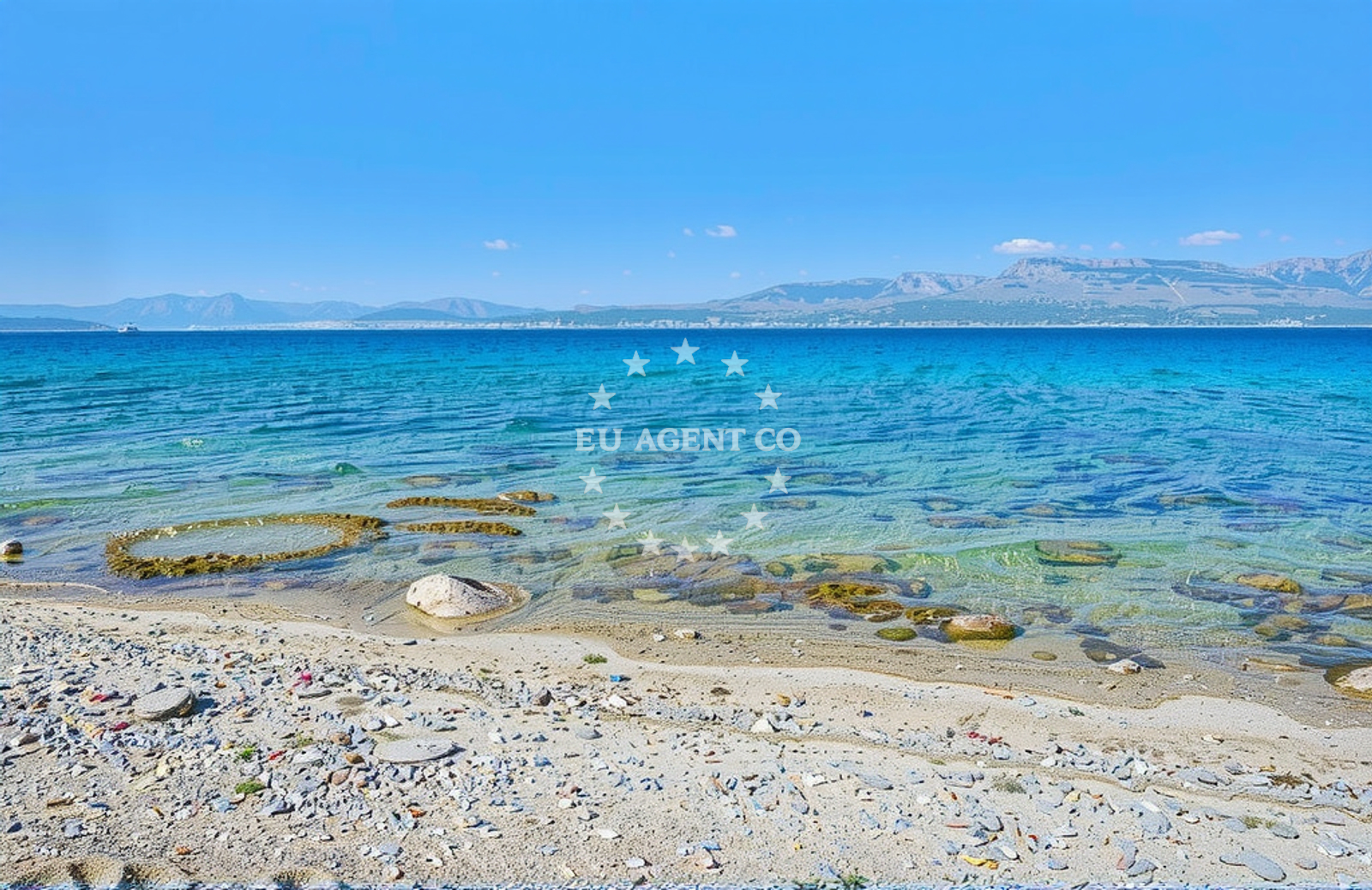 Additional view of Tatinja beach in Ulica Ratac, Sutivan