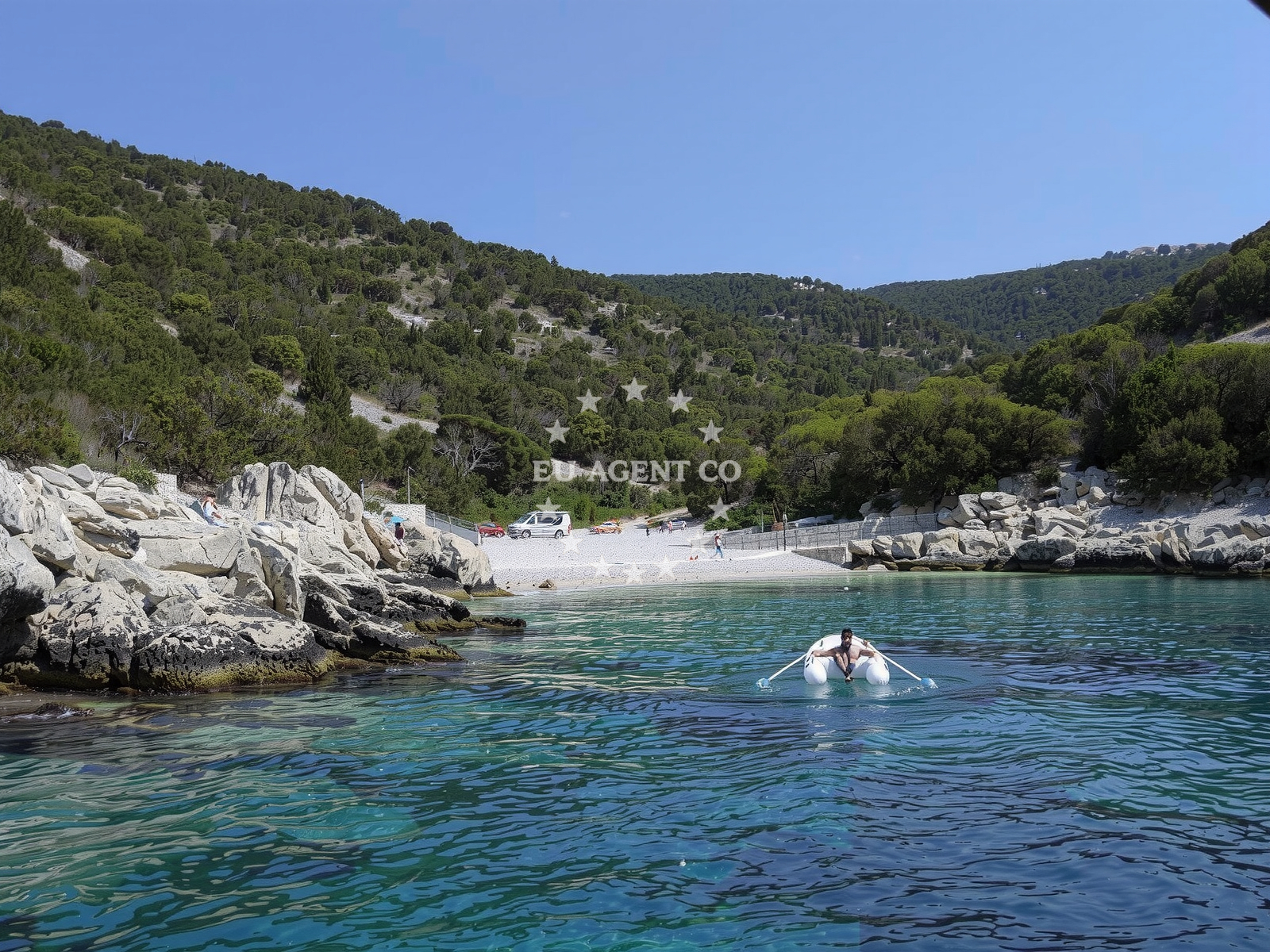 Overview of Tetoviscica Bay in Luka 5, Luka