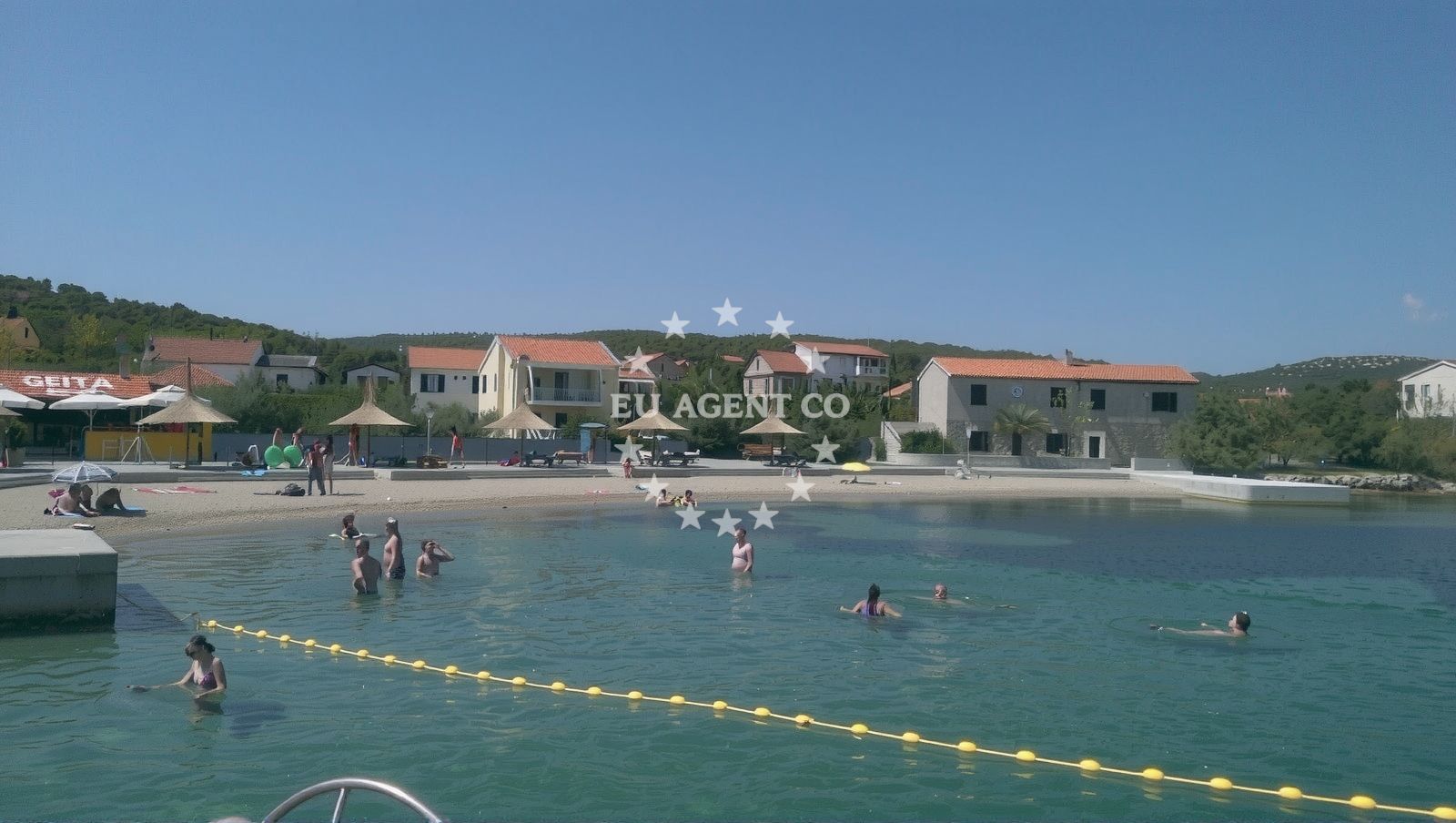 Beach facilities and surroundings at Tkon beach in Ispod Volta 16, Tkon