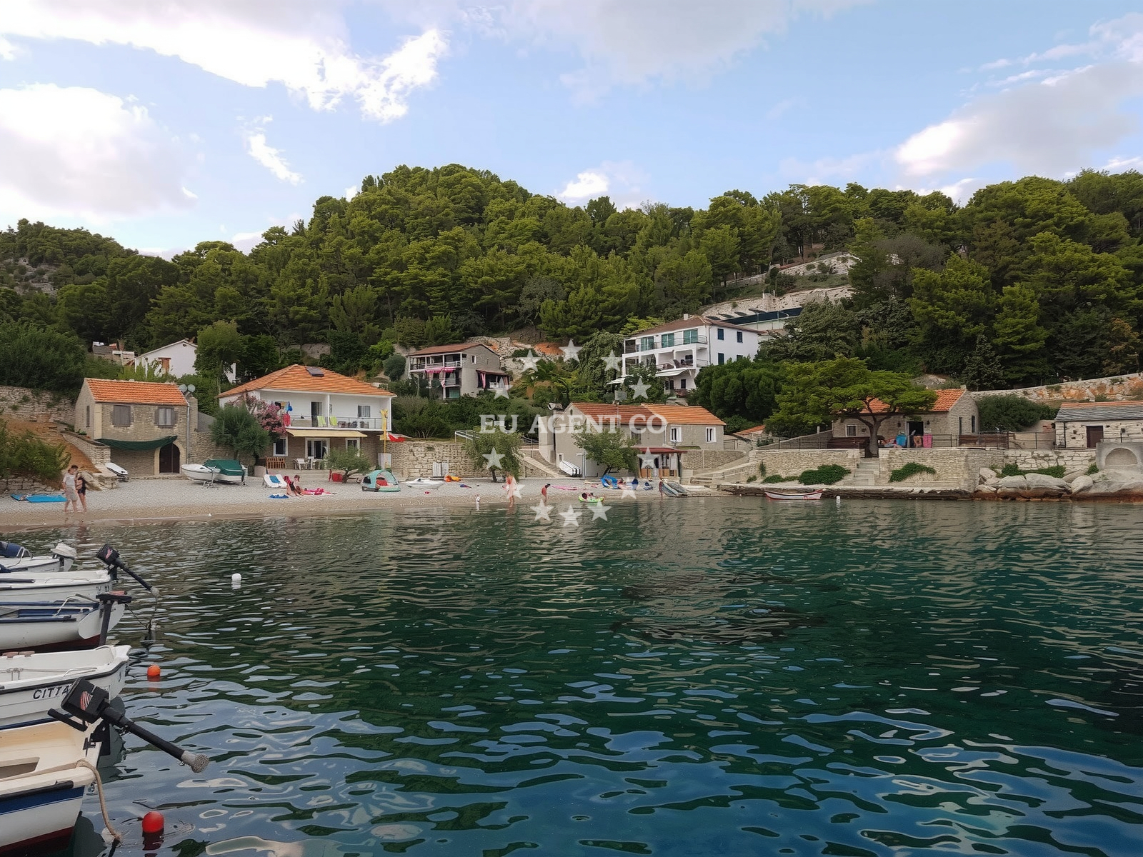 Additional view of Torac beach in , Gdinj