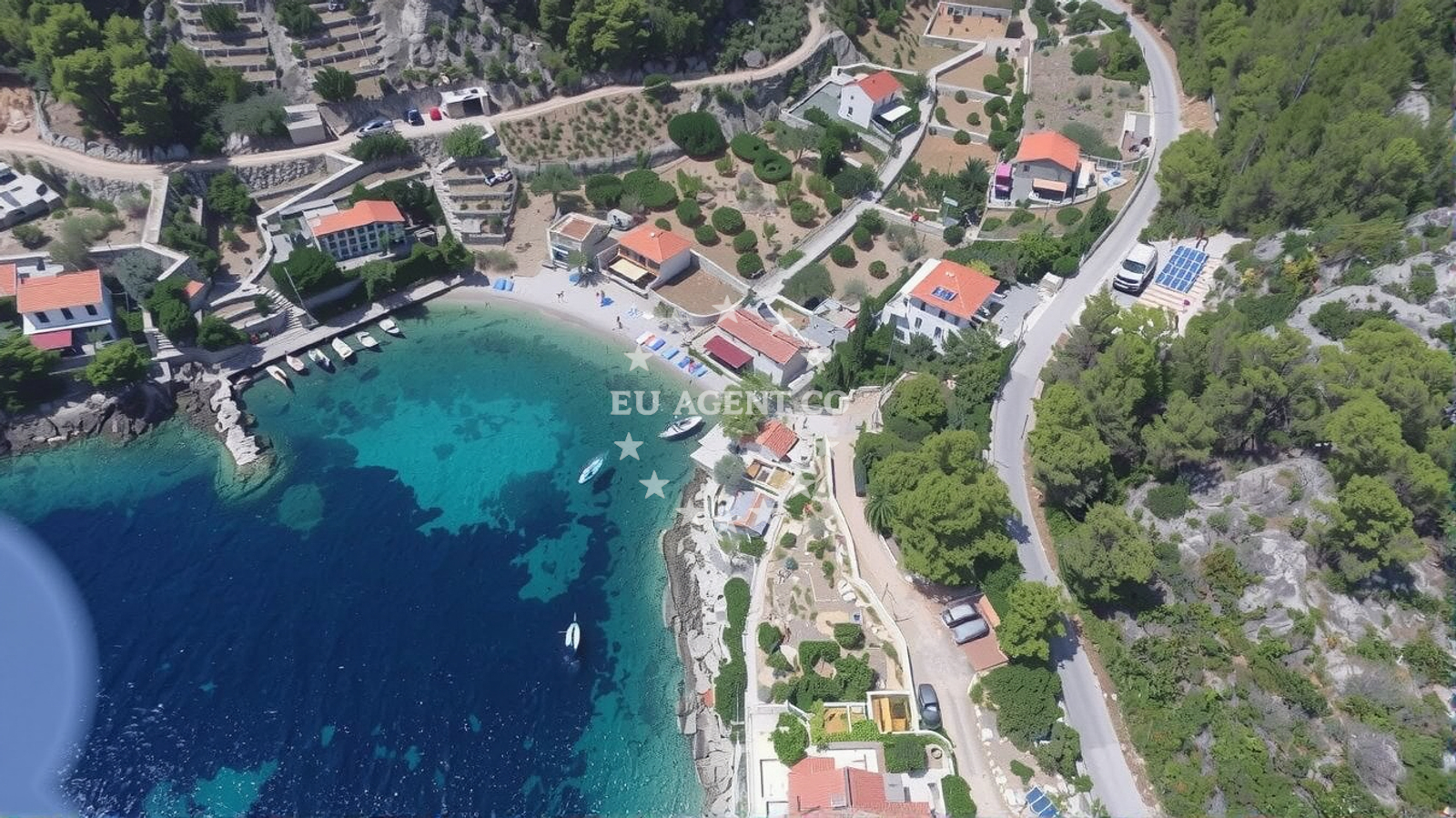 Additional view of Torac beach in , Gdinj