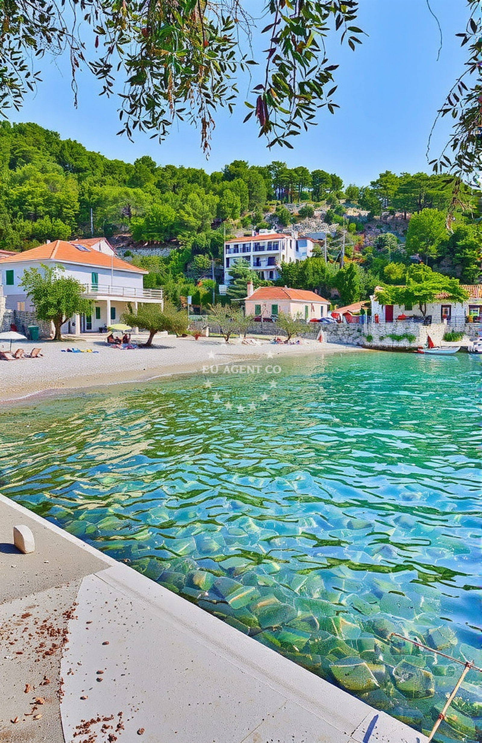 Additional view of Torac beach in , Gdinj