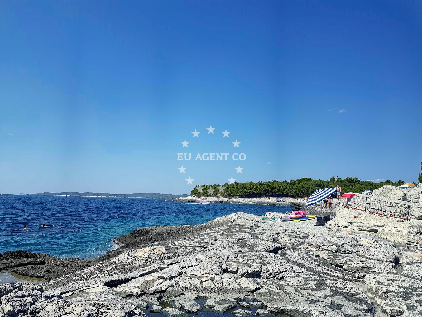 Sea and coastal view of Toreta beach in 218 Selo 1, Premantura