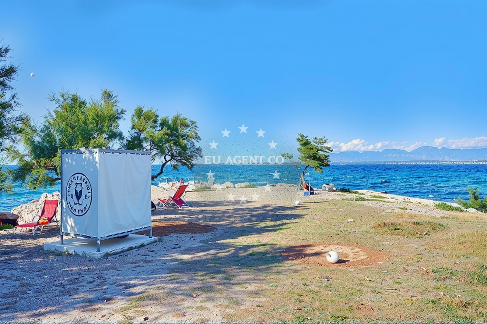 Additional view of Tratica beach in 38 Svetog Kuzme i Damjana, Ugljan