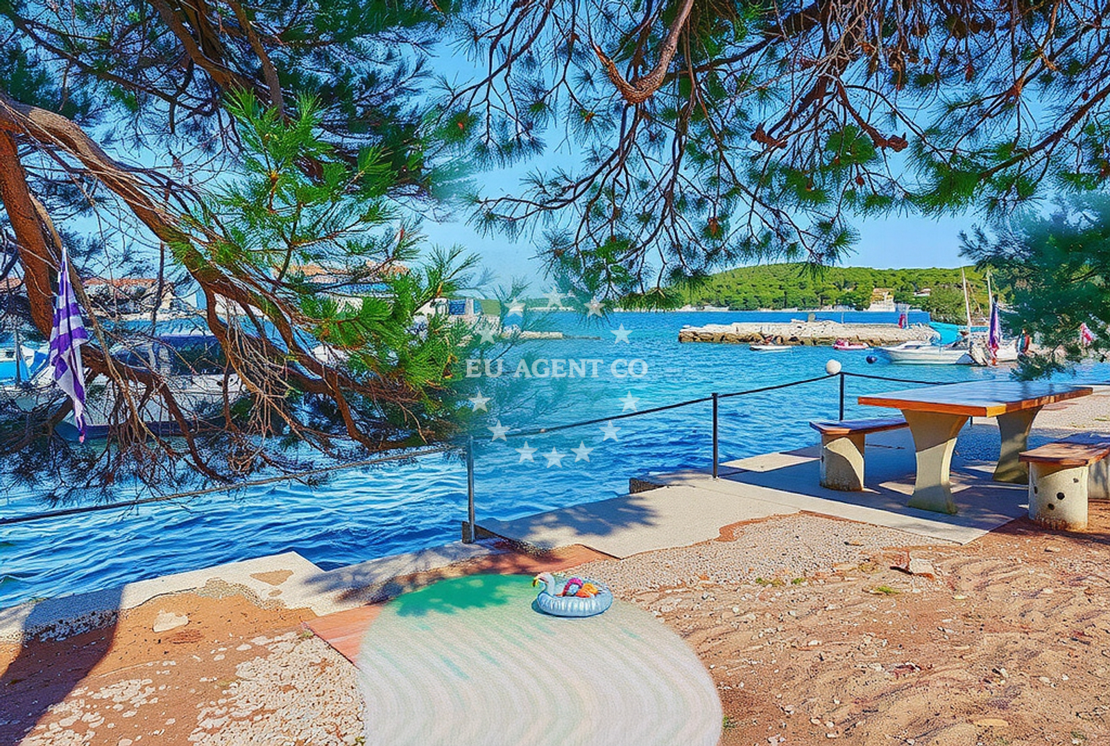 Additional view of Tratica beach in 38 Svetog Kuzme i Damjana, Ugljan