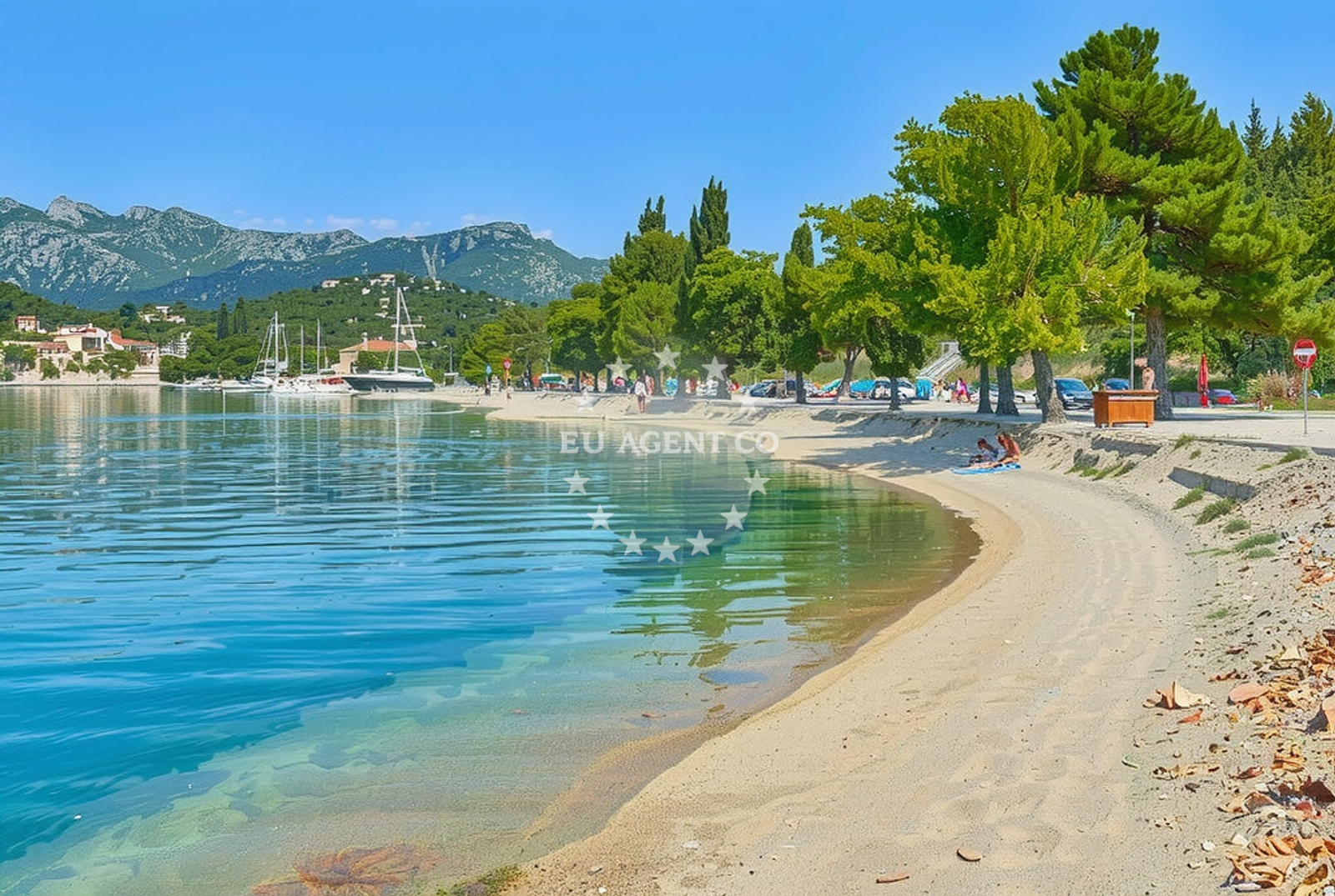 Beach facilities and surroundings at Trg Ploca beach in Put Portine 21, Baćina