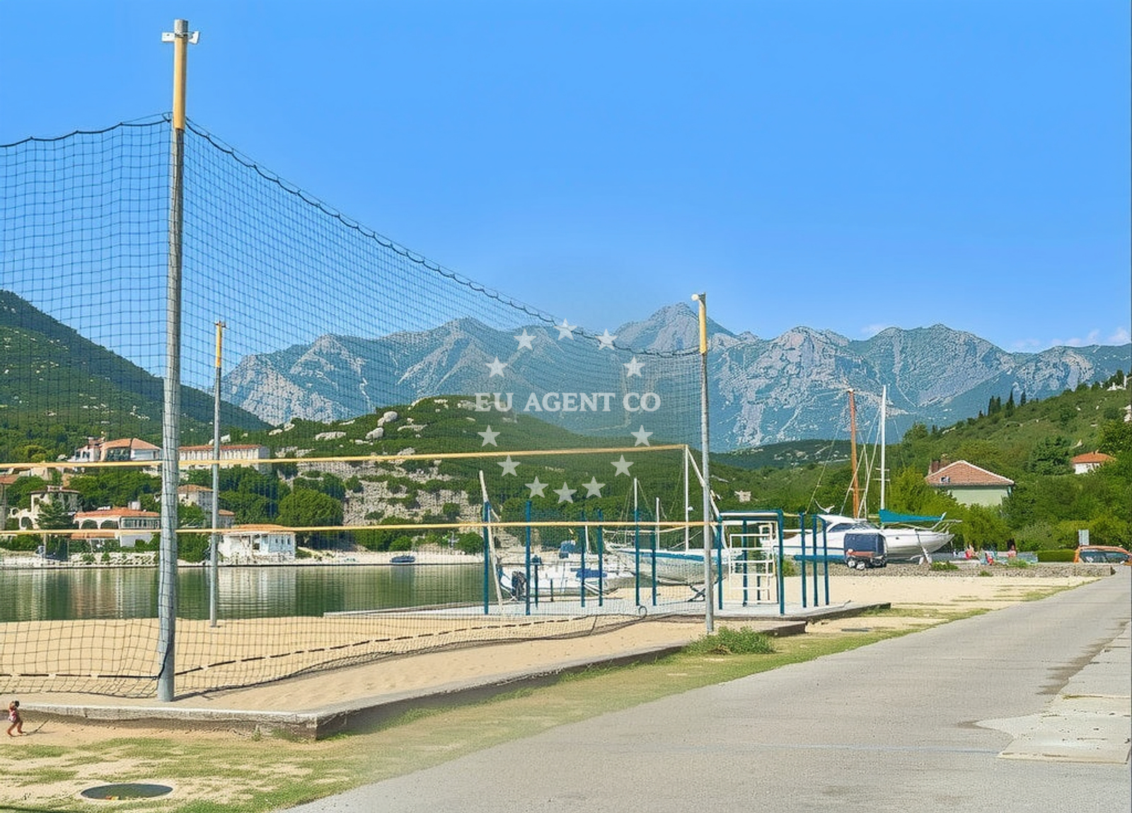 Additional view of Trg Ploca beach in Put Portine 21, Baćina