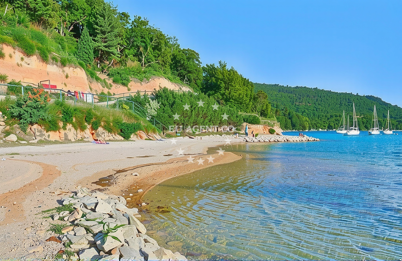 Additional view of Trget: beaches and coves (3) in Trget