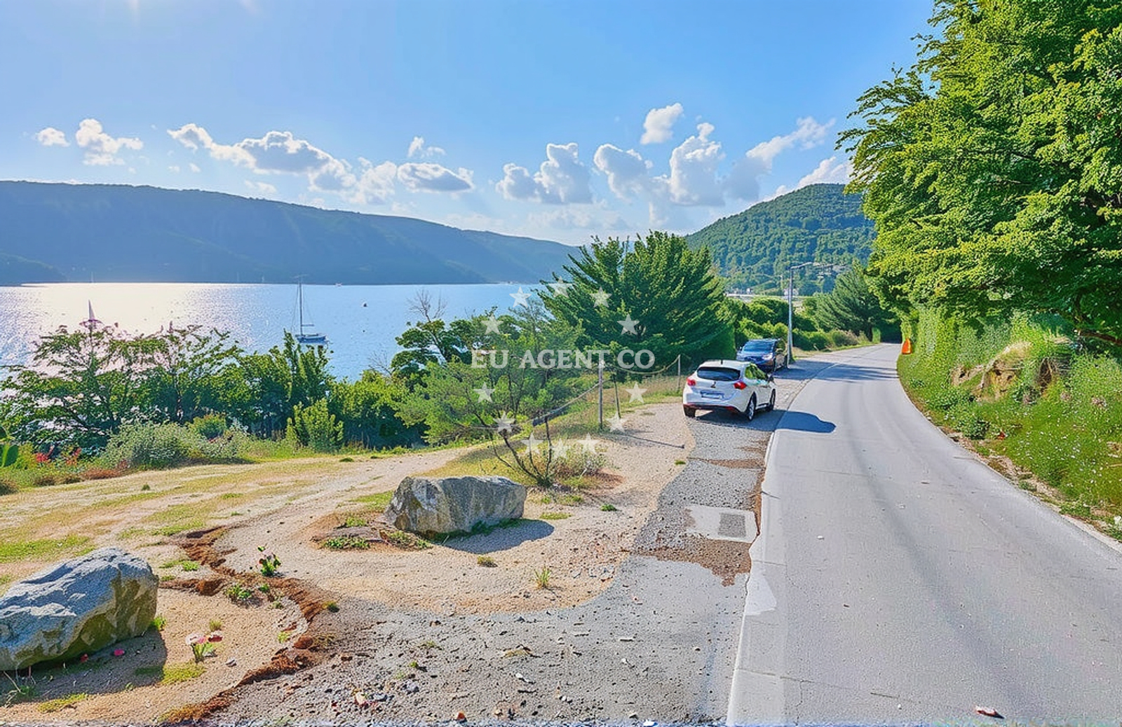 Additional view of Trget: beaches and coves (3) in Trget