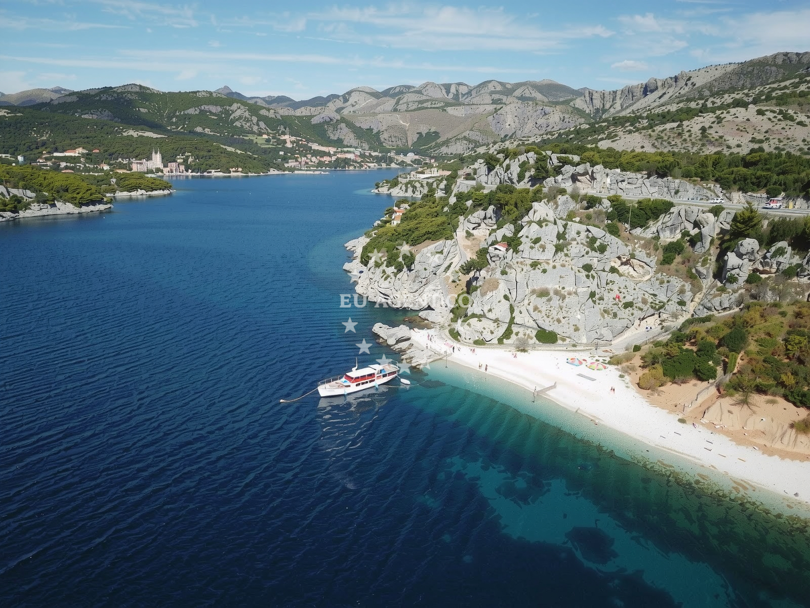 Sea and coastal view of Tri brata beach in 40 Štikovica, Zaton