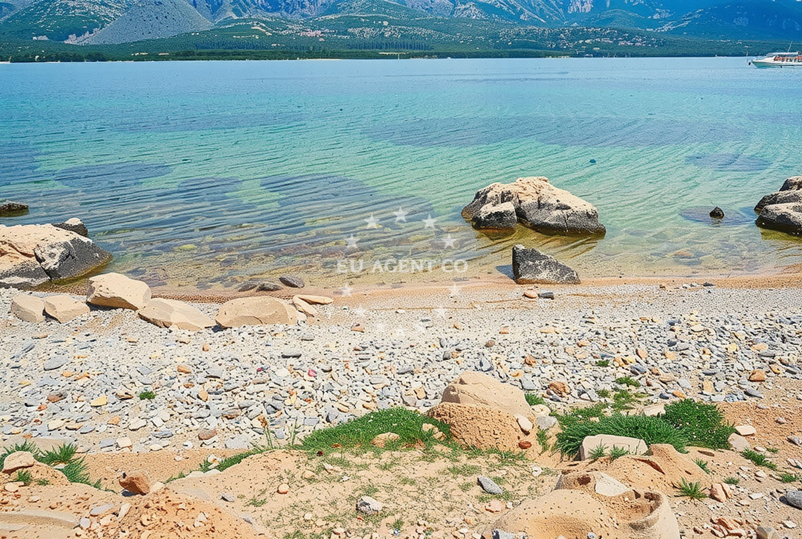 Shoreline and swimming area at Trnovica zapad, Vinjerac in Trnovica zapad