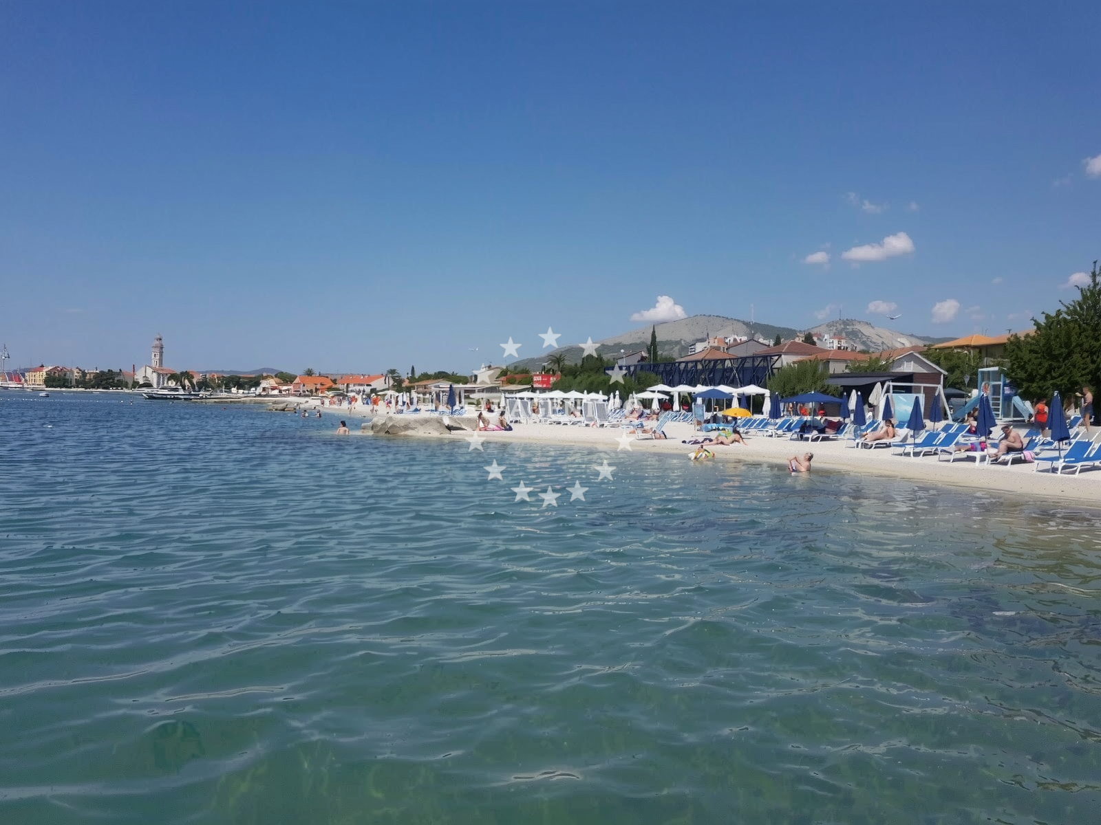 Additional view of Trogir beach in Cocina Draga 3, Trogir