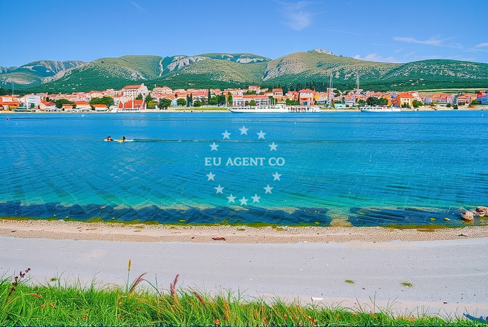 Additional view of Trogir beach in Cocina Draga 3, Trogir