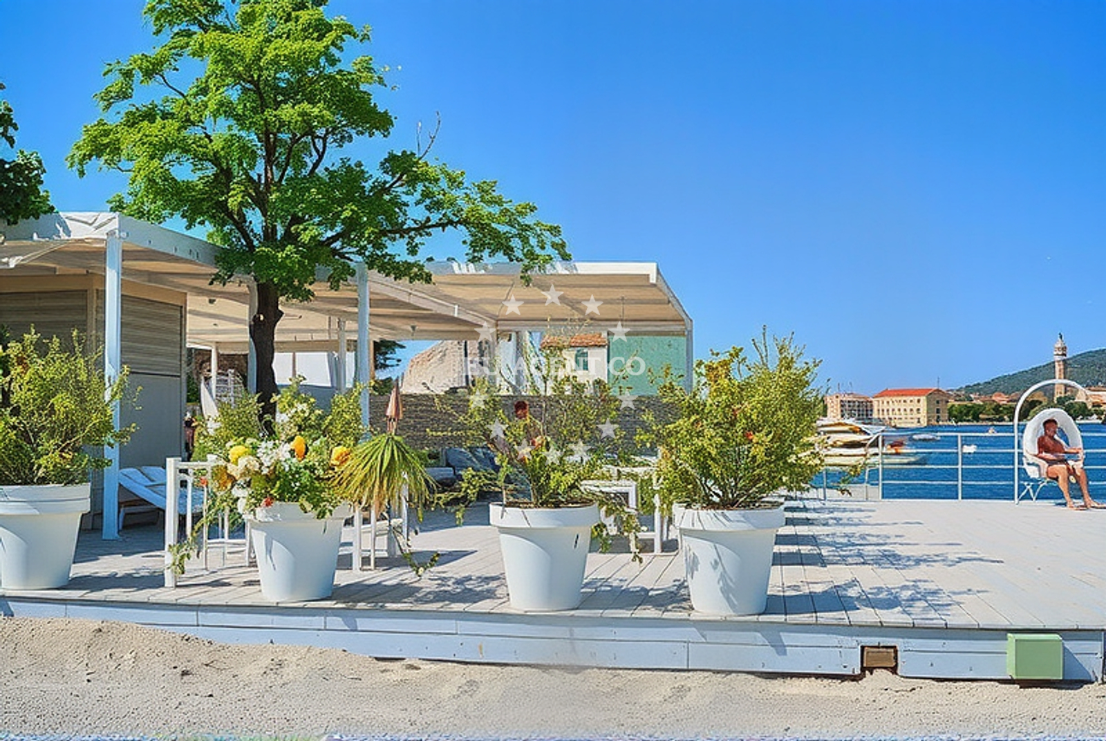 Additional view of Trogir beach in Cocina Draga 3, Trogir