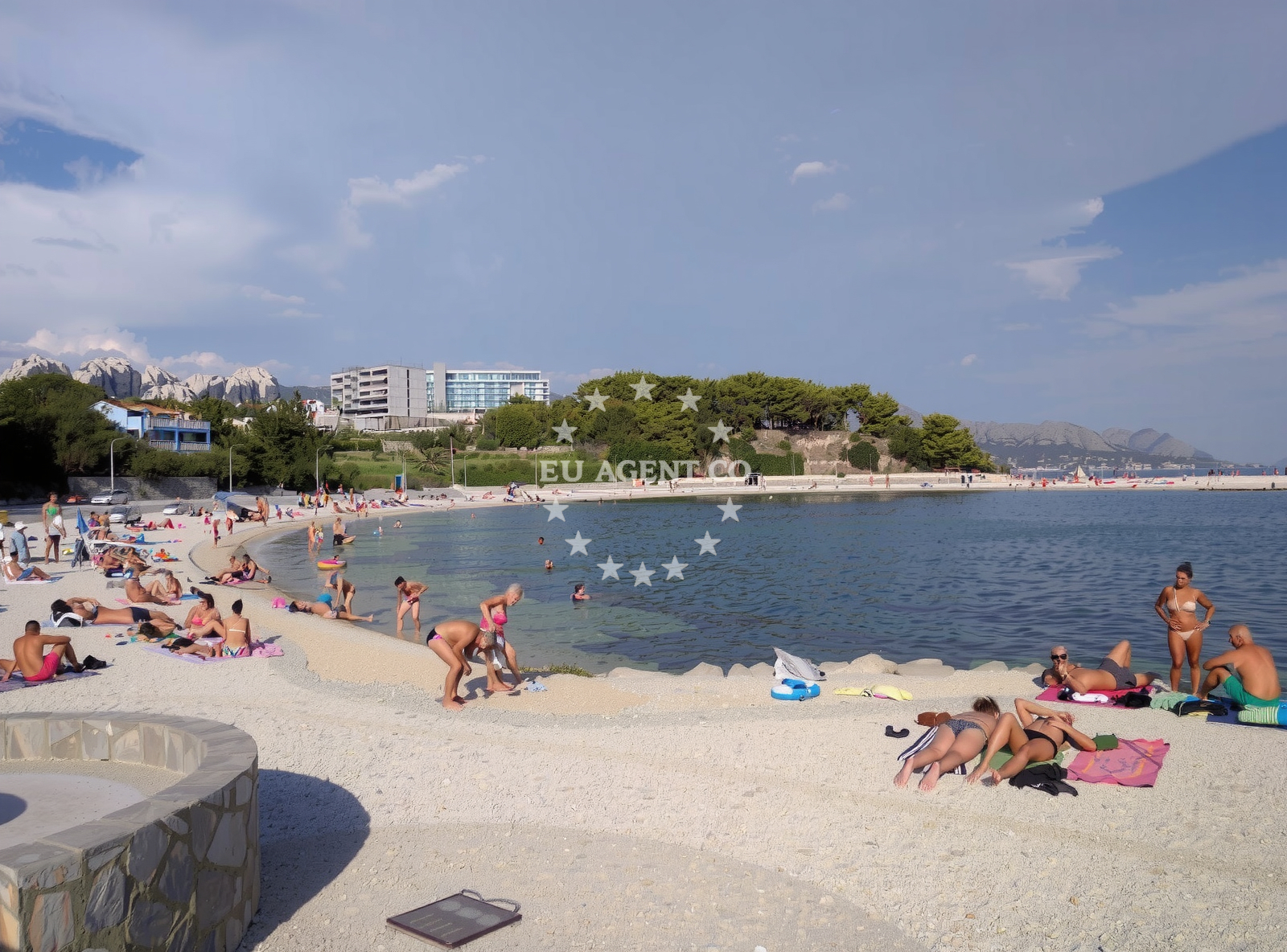 Additional view of Trstenik beach in Ulica Ivana pl. Zajca 18, Split
