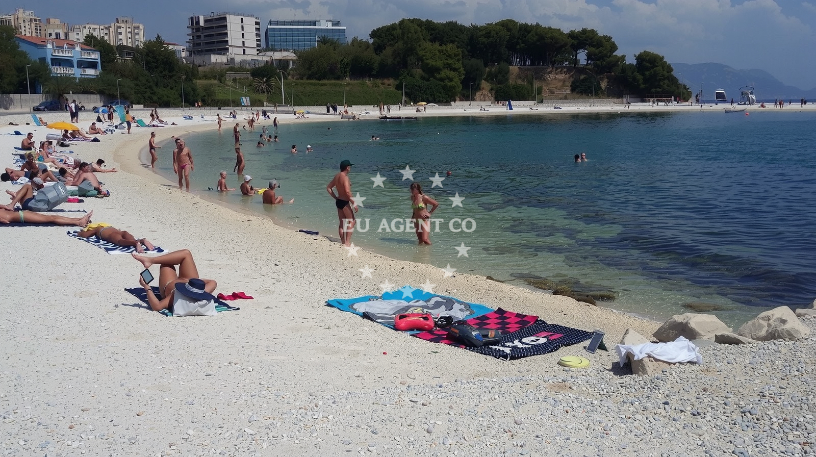 Additional view of Trstenik beach in Ulica Ivana pl. Zajca 18, Split