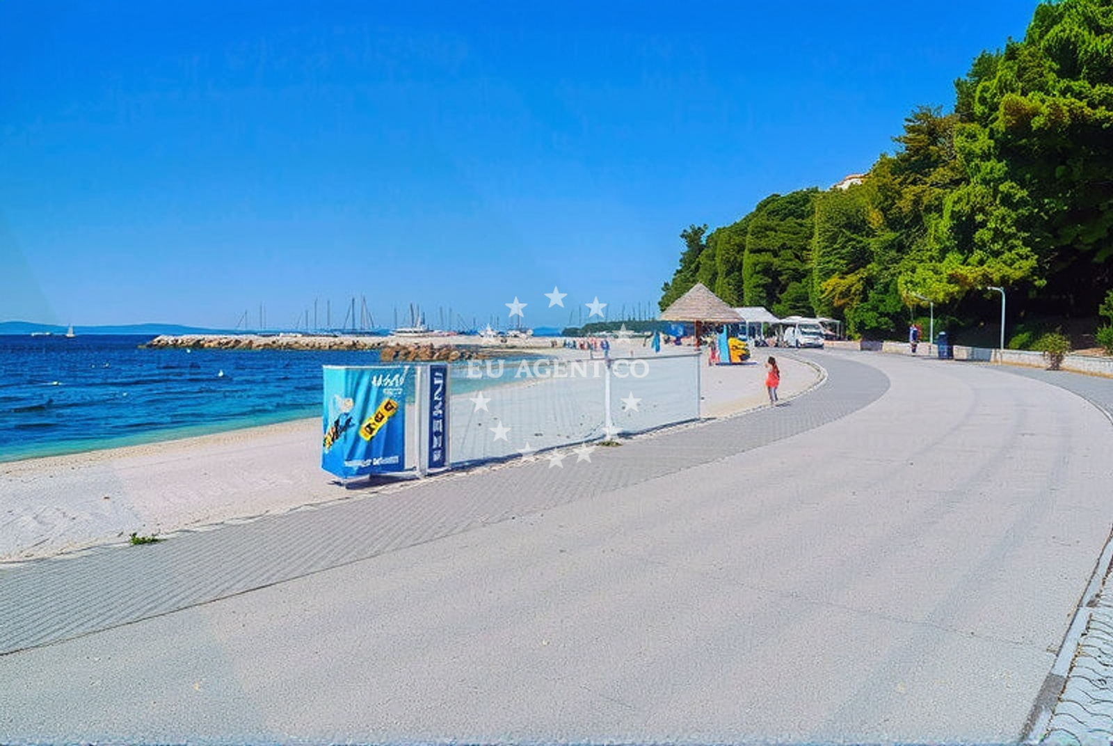 Additional view of Trstenik beach in Ulica Ivana pl. Zajca 18, Split