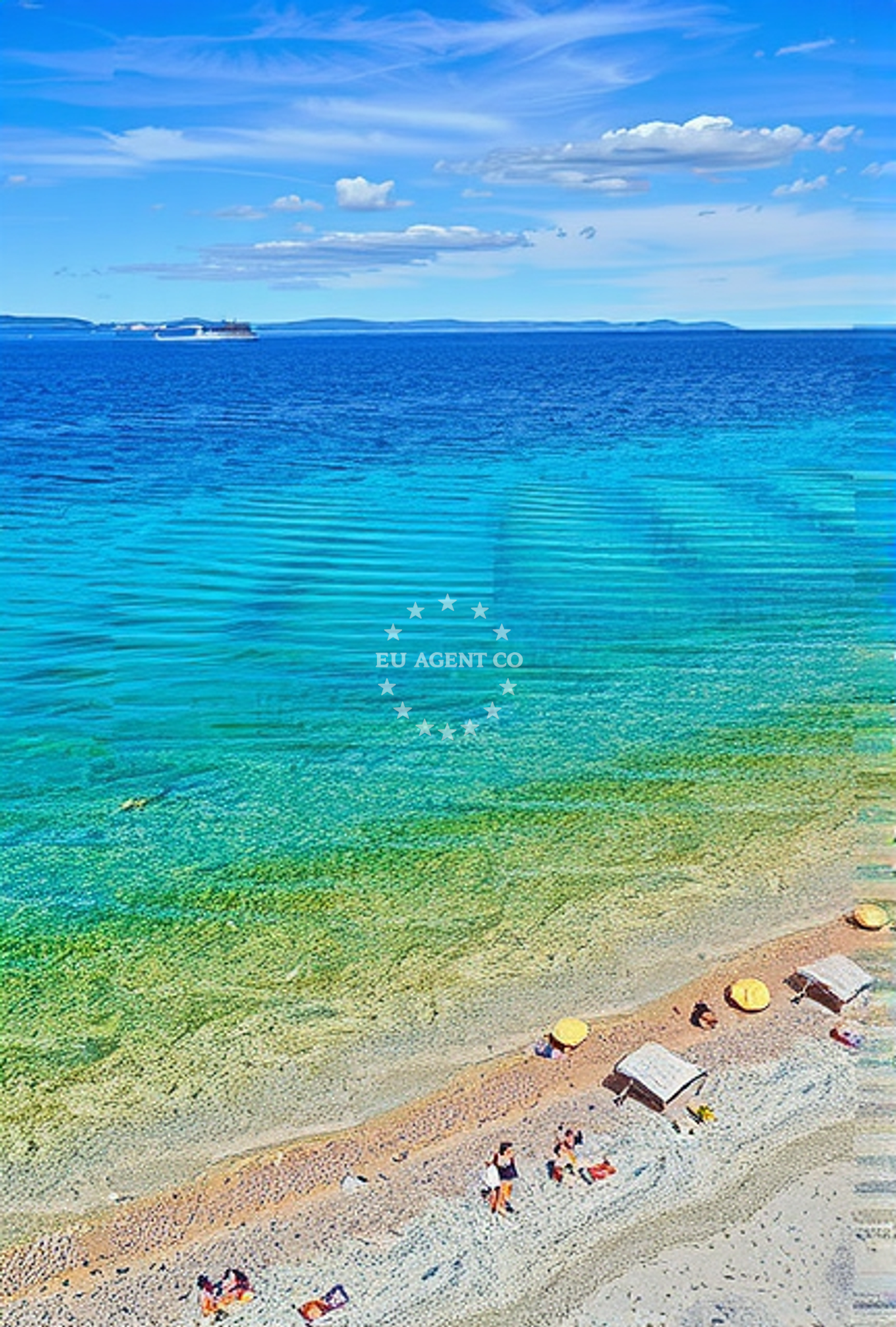 Beach facilities and surroundings at Trstenik, Jesenice in Trstenik