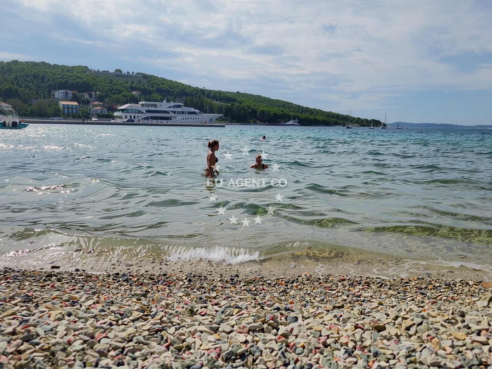 Additional view of Trutin Beach in Put Re?kova 3, Zlarin