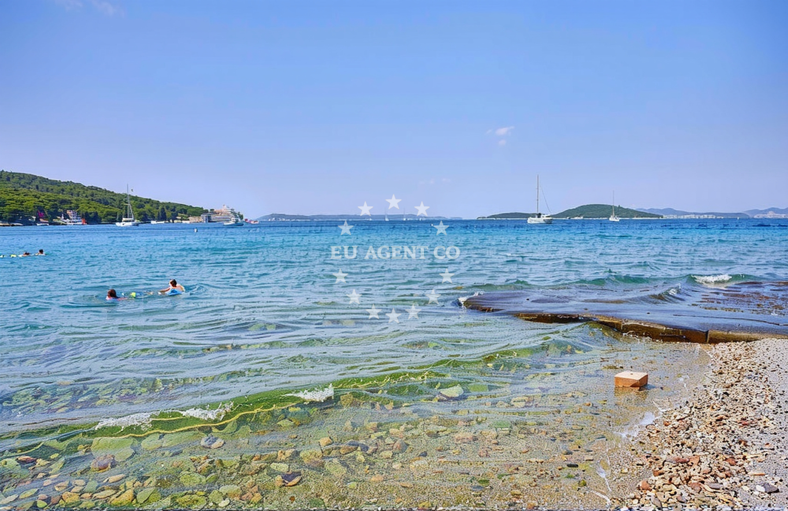 Additional view of Trutin Beach in Put Re?kova 3, Zlarin