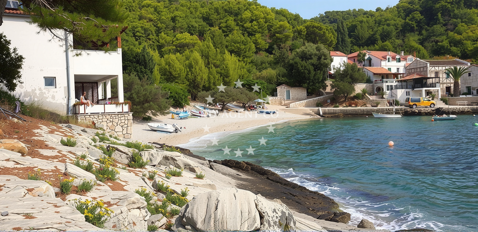 Shoreline and swimming area at Tvrdni Dolac beach in Uvala Vela Lučica b.b., Gdinj