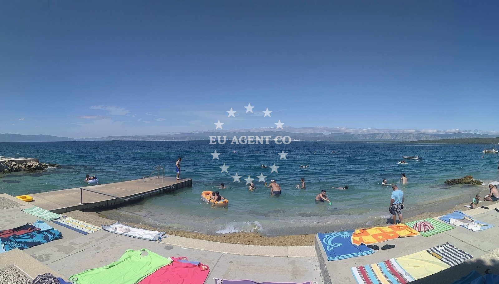Additional view of Uhlic beach in Porat 185, Porat