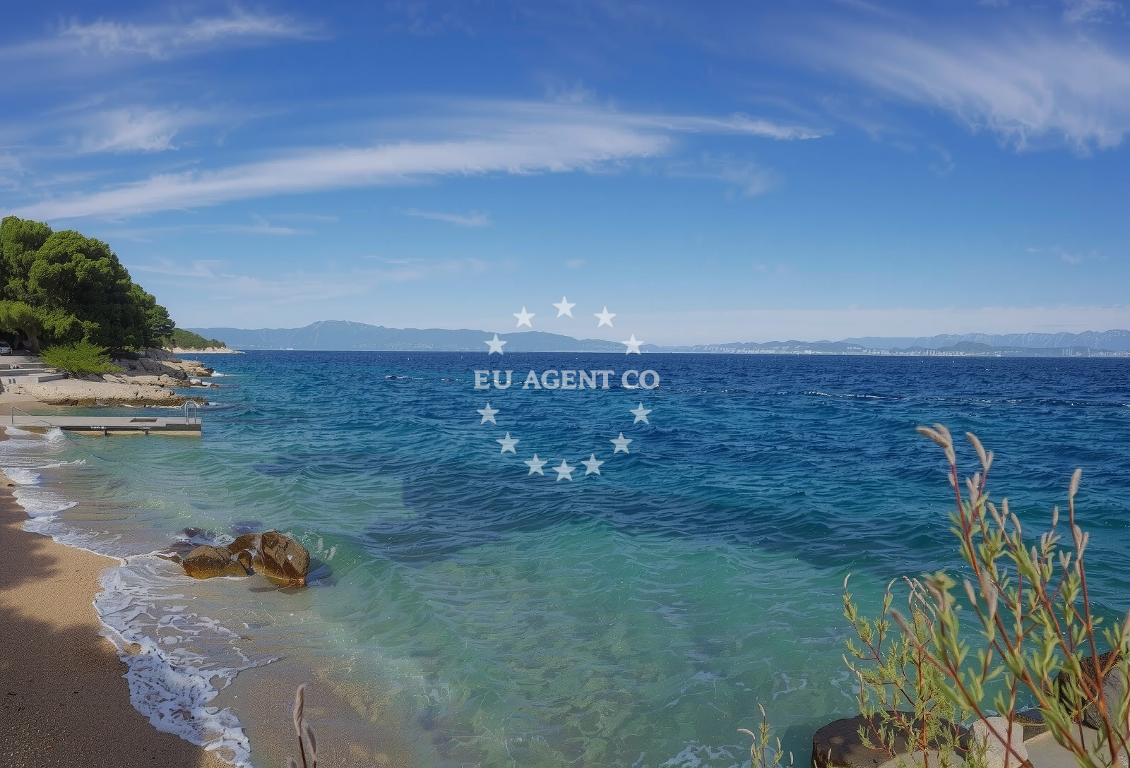 Additional view of Uhlic beach in Porat 185, Porat