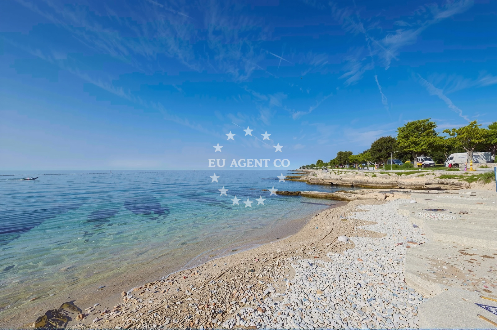 Overview of Ulika beach in Červar bb, Poreč