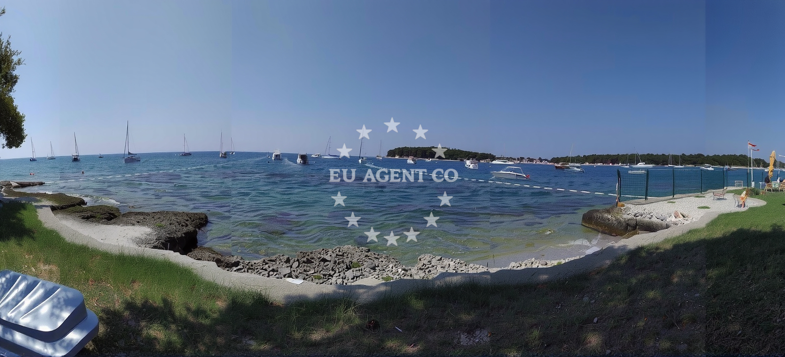 Additional view of Ulika beach in Červar bb, Poreč